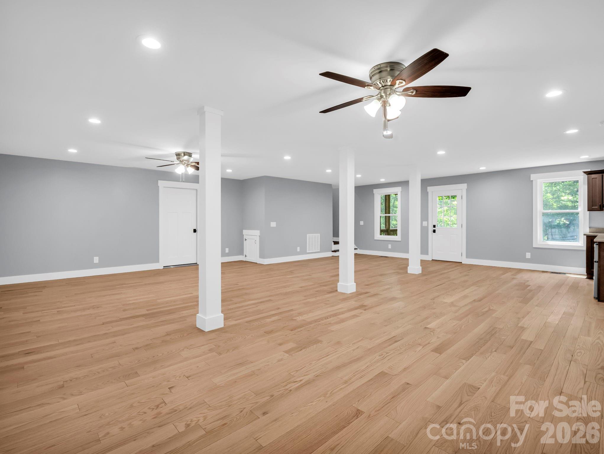 38 Scenic View Drive — Hendersonville