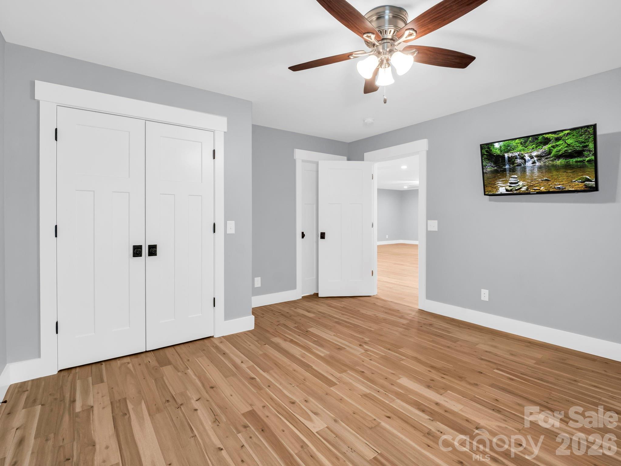 38 Scenic View Drive — Hendersonville