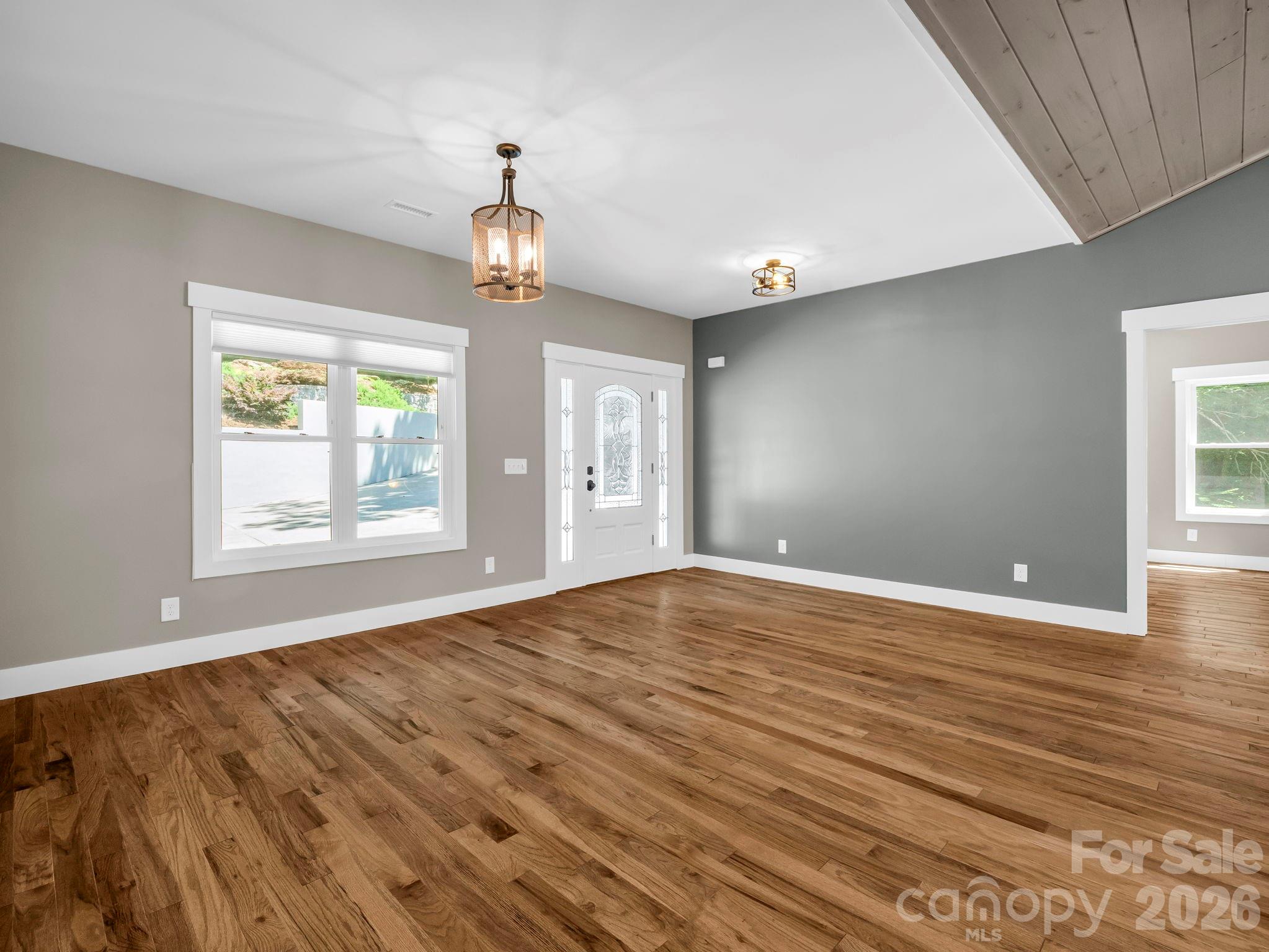 38 Scenic View Drive — Hendersonville
