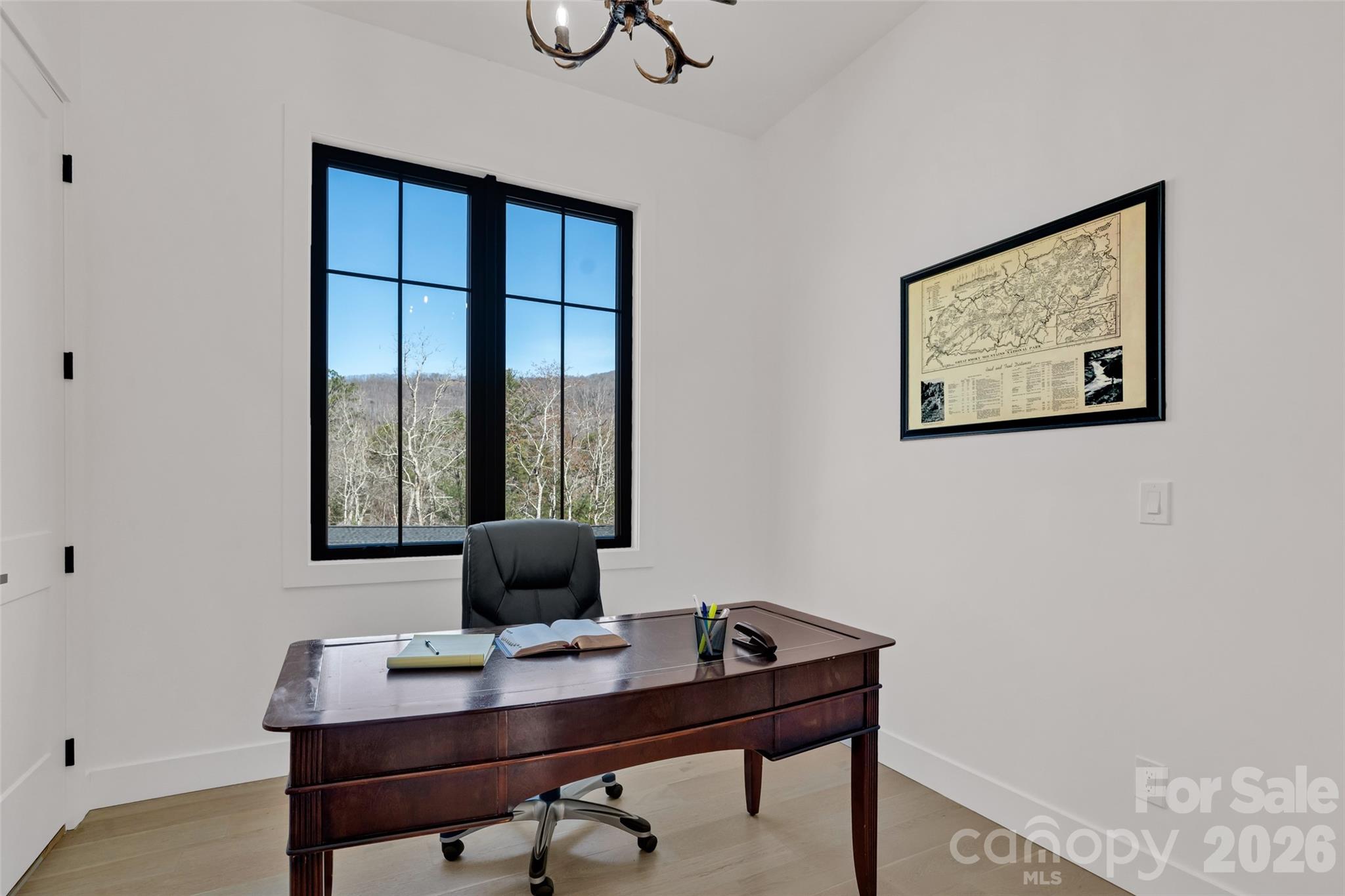 26 Pineview Road — Fairview