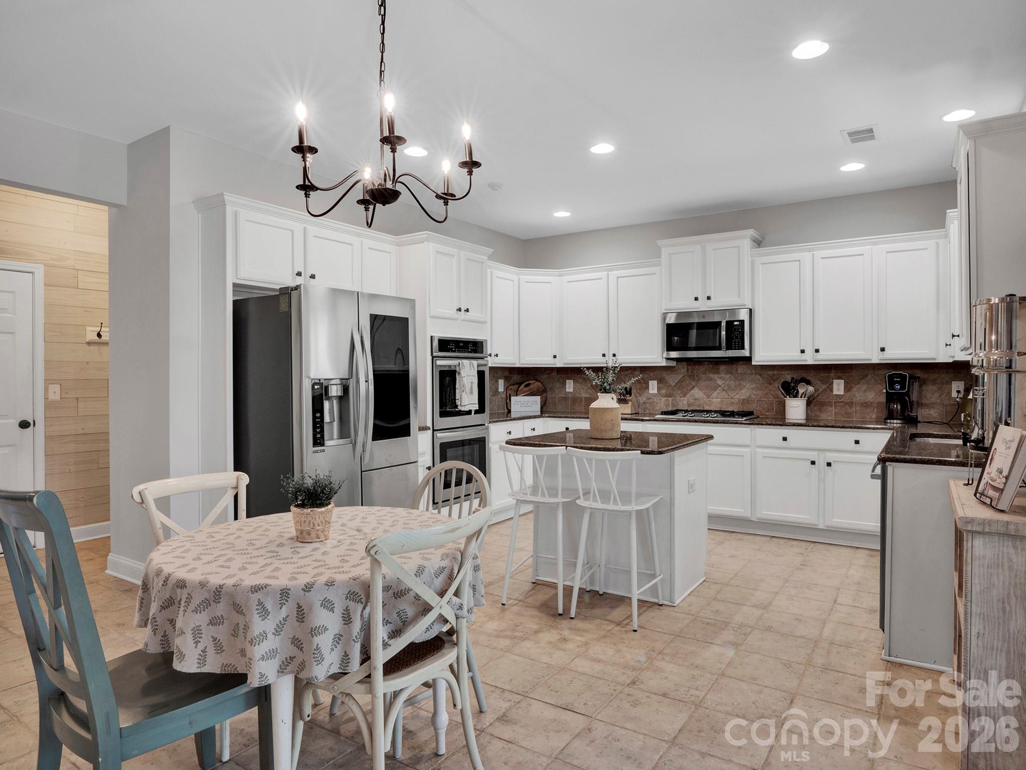 1800 Robbins Meadows Drive — Waxhaw