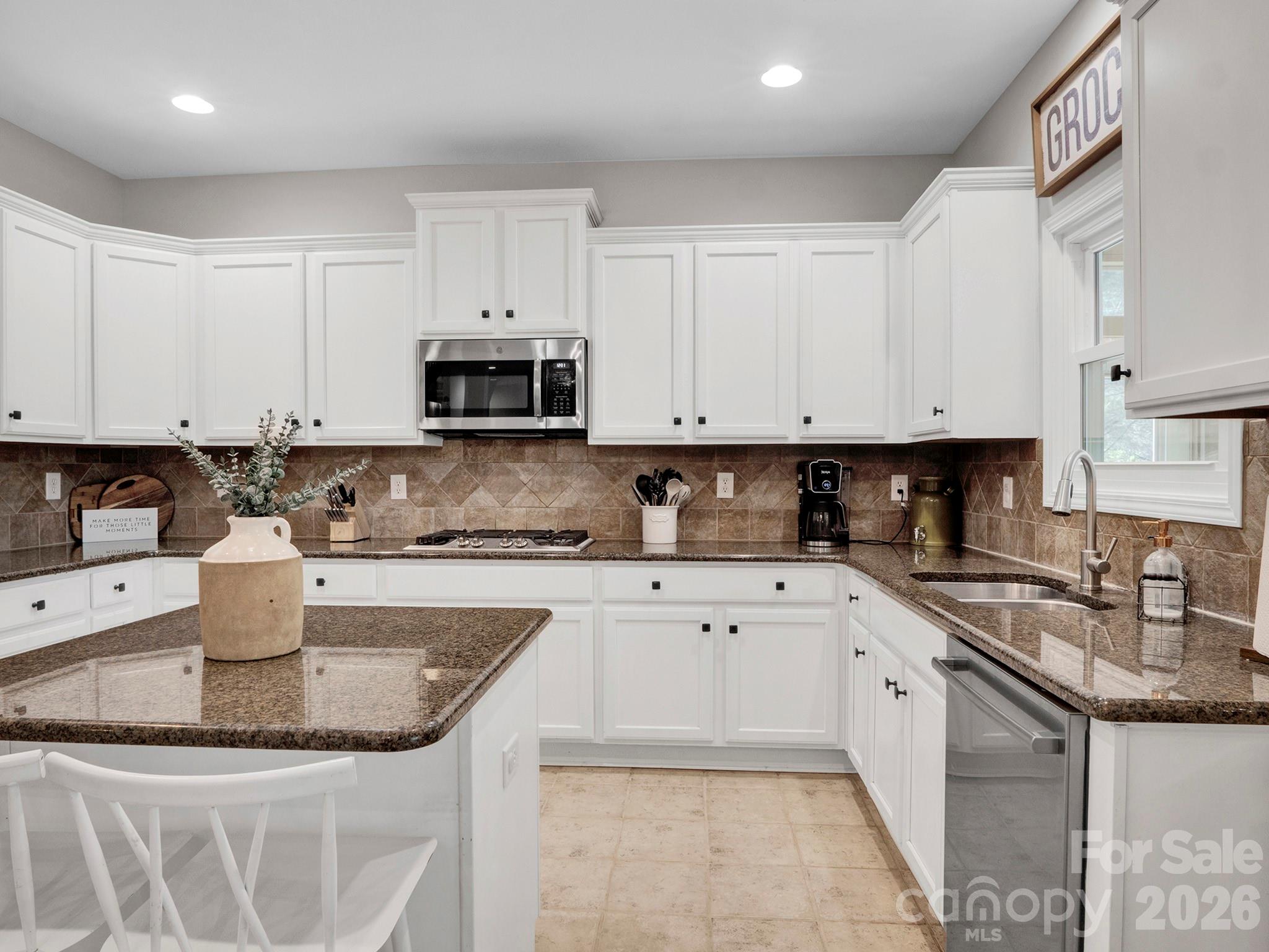 1800 Robbins Meadows Drive — Waxhaw