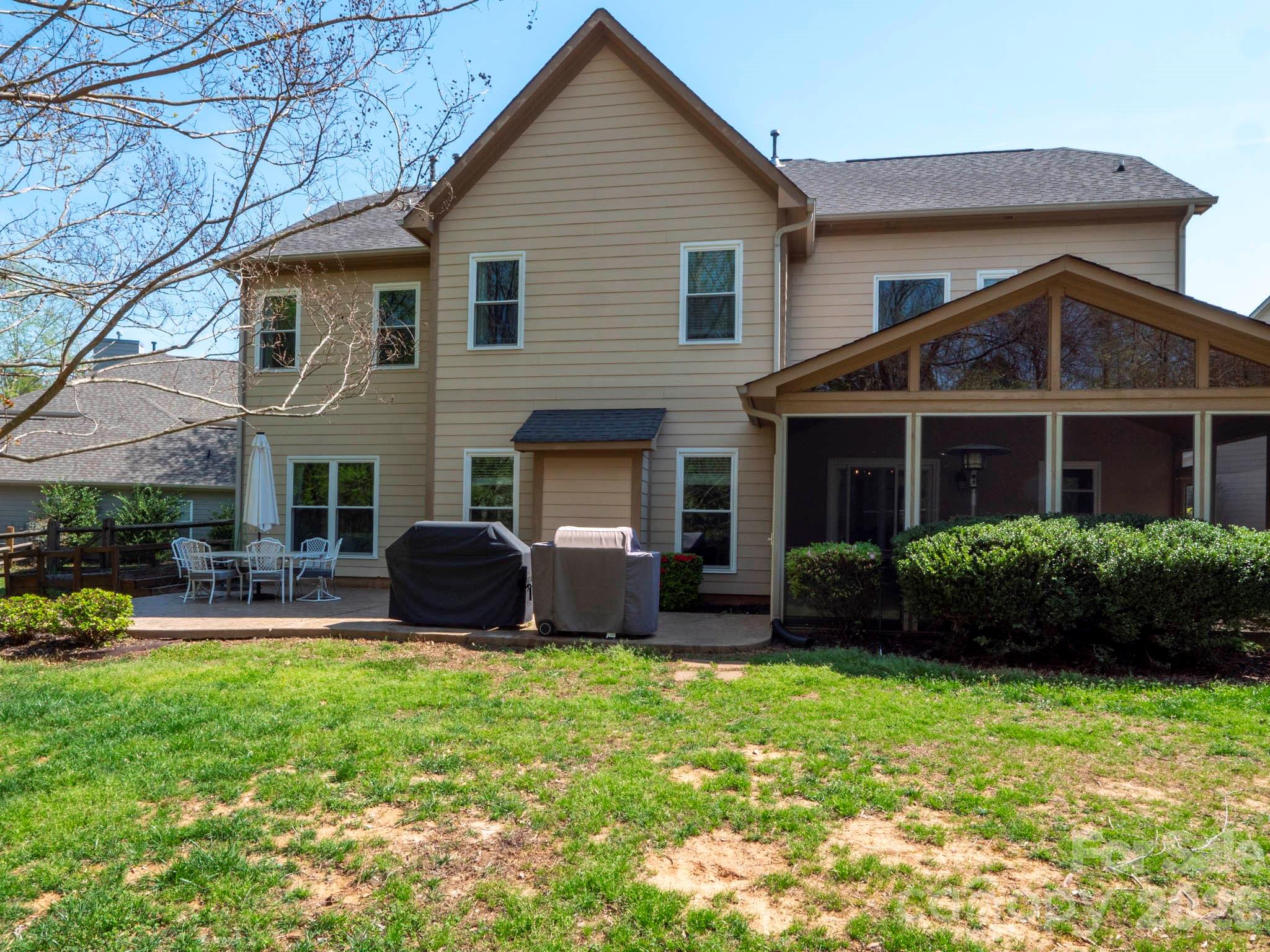 1800 Robbins Meadows Drive — Waxhaw