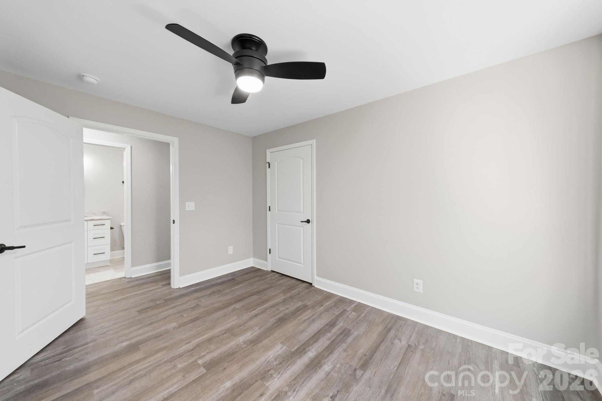 861 Union Church Road — Lancaster