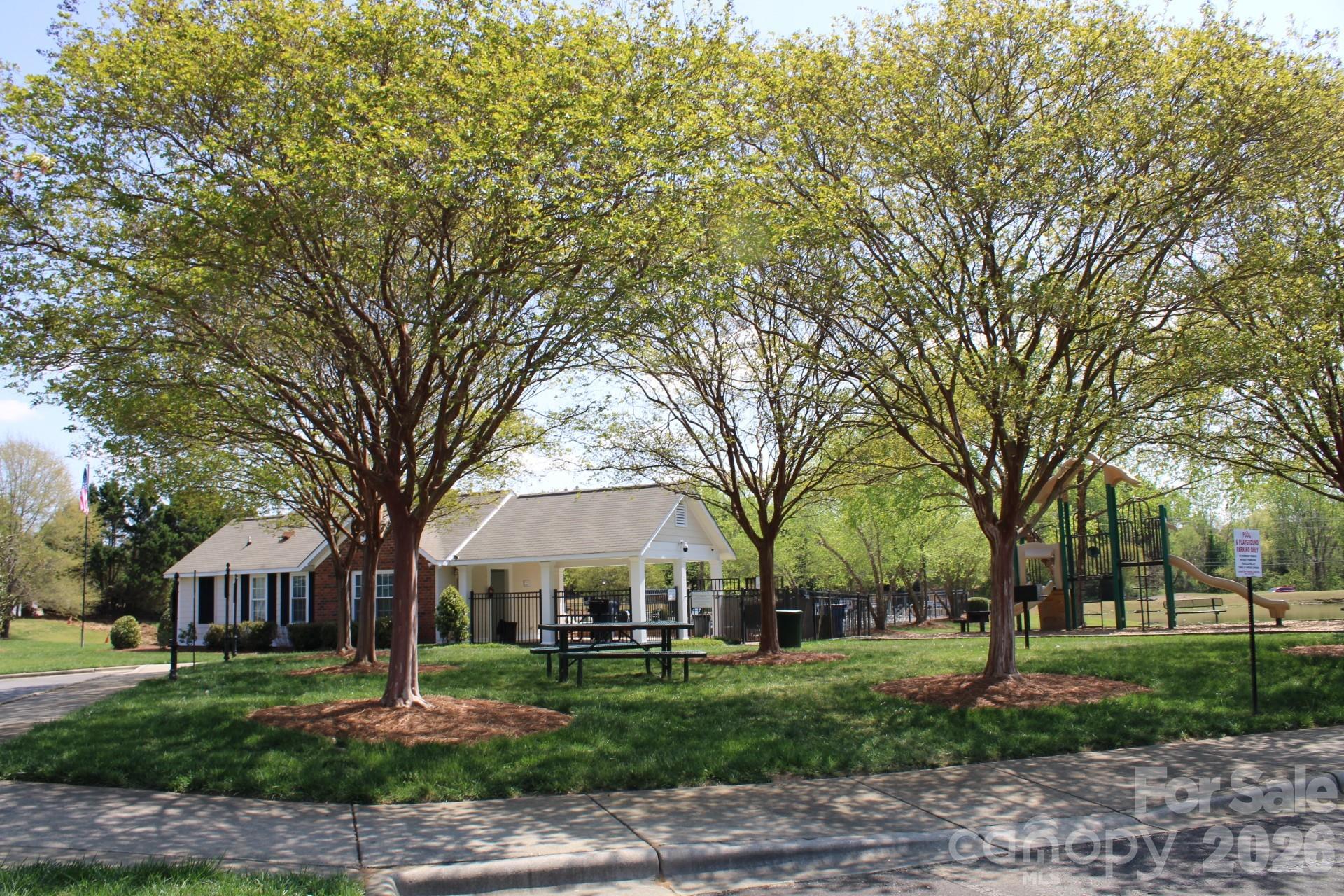 5912 Lindley Crescent Drive — Indian Trail