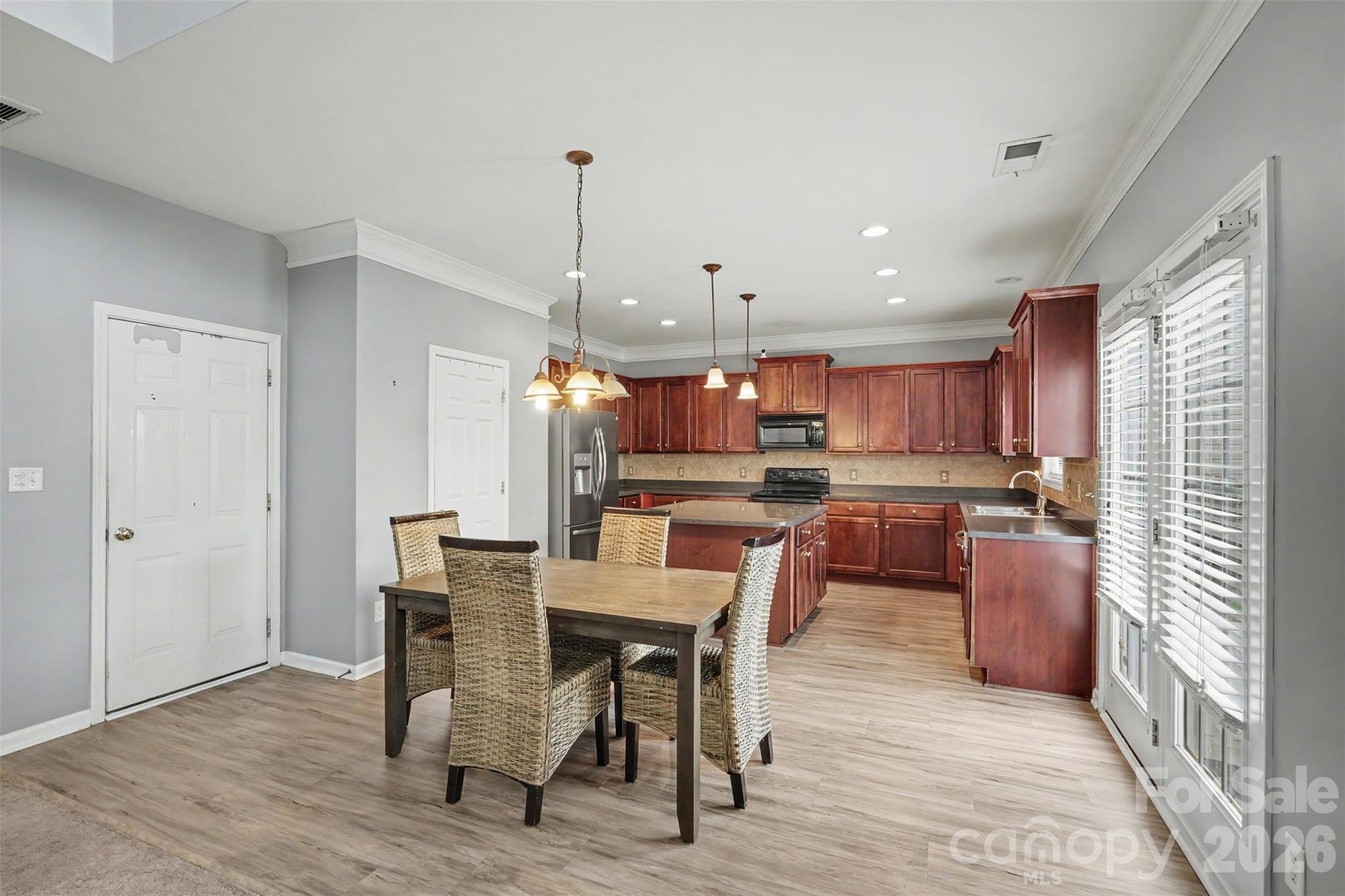 5912 Lindley Crescent Drive — Indian Trail