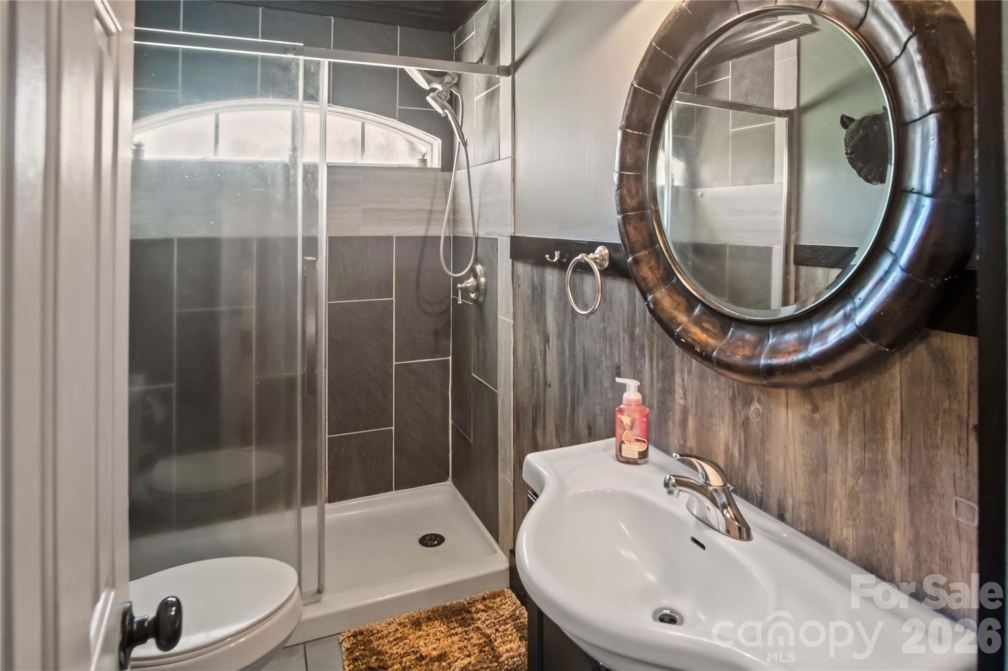 4107 Sandy Plains Road — Tryon