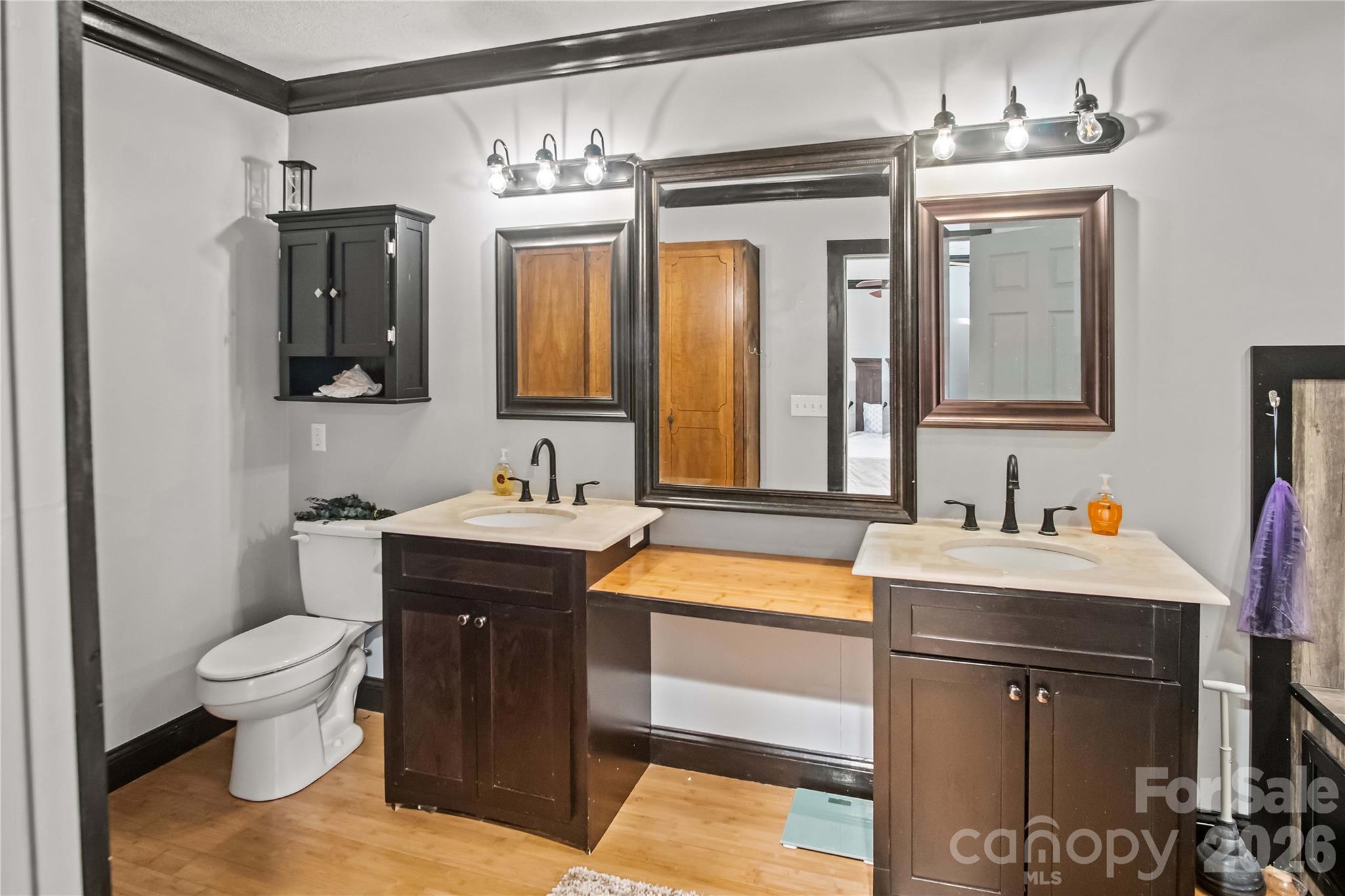 4107 Sandy Plains Road — Tryon