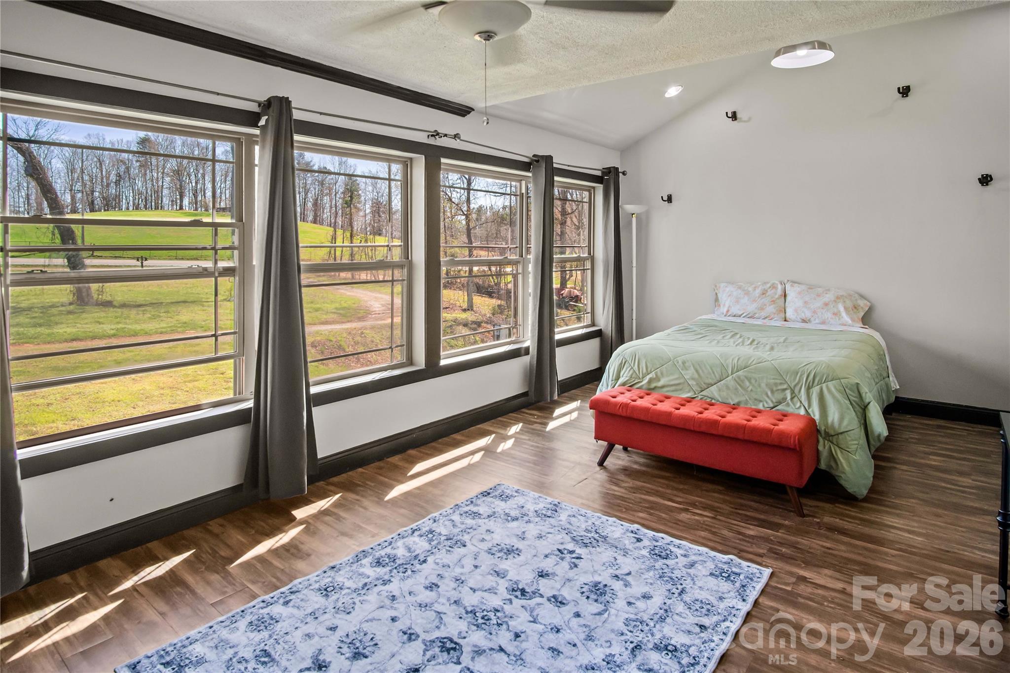 4107 Sandy Plains Road — Tryon
