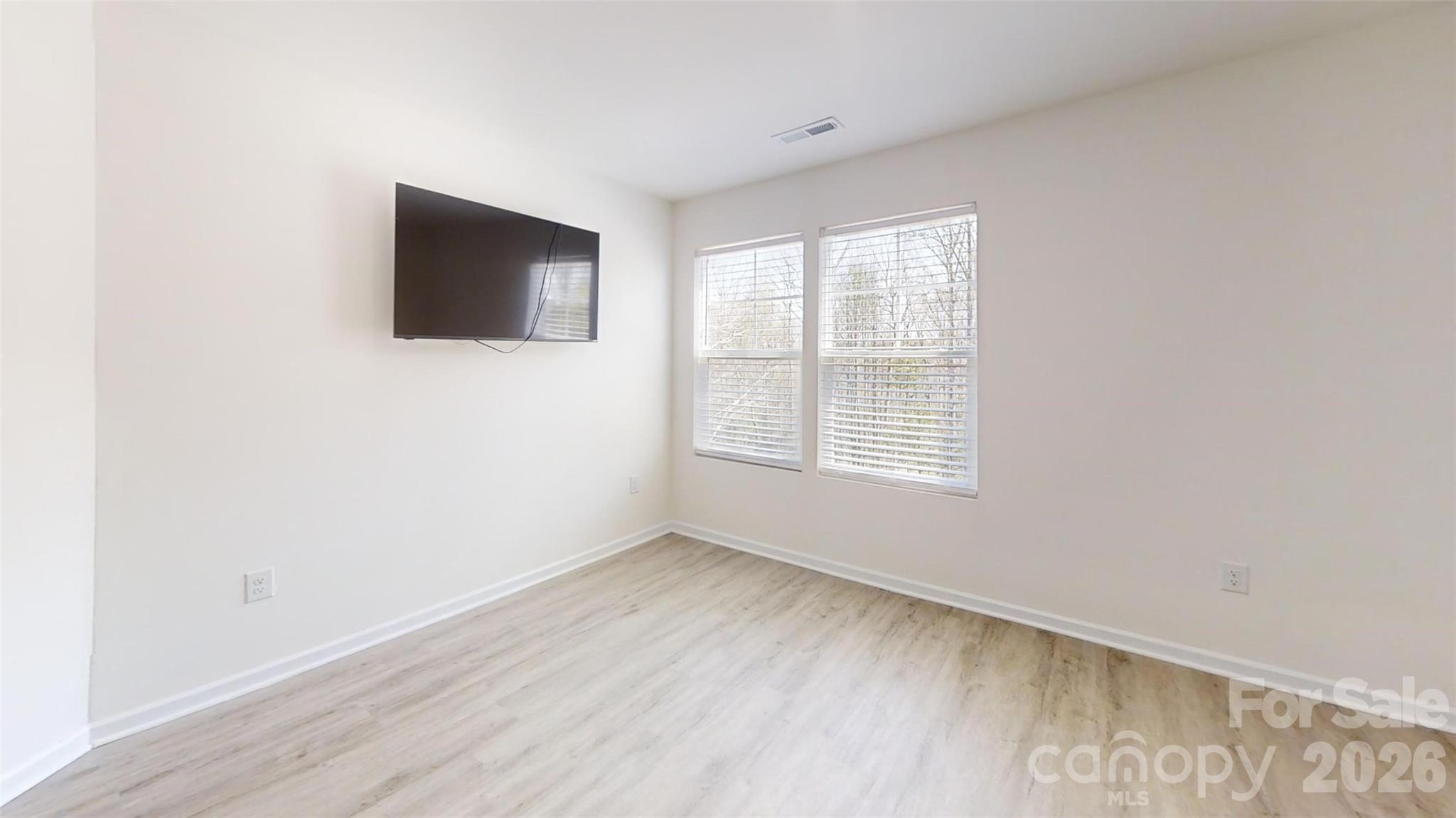 1321 Western Hills Lane — Vale