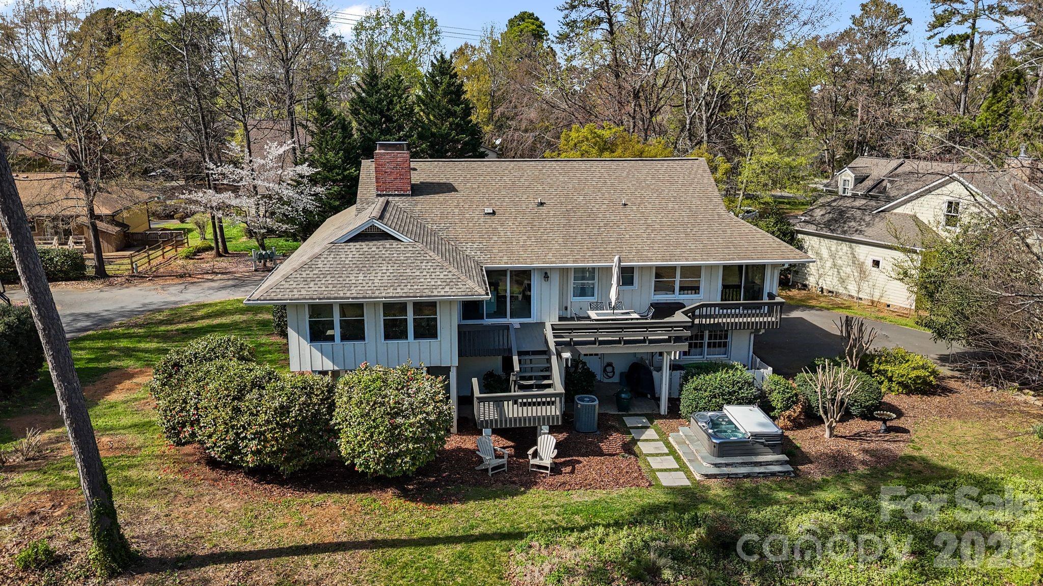 22 Honeysuckle Lane — Lake Wylie