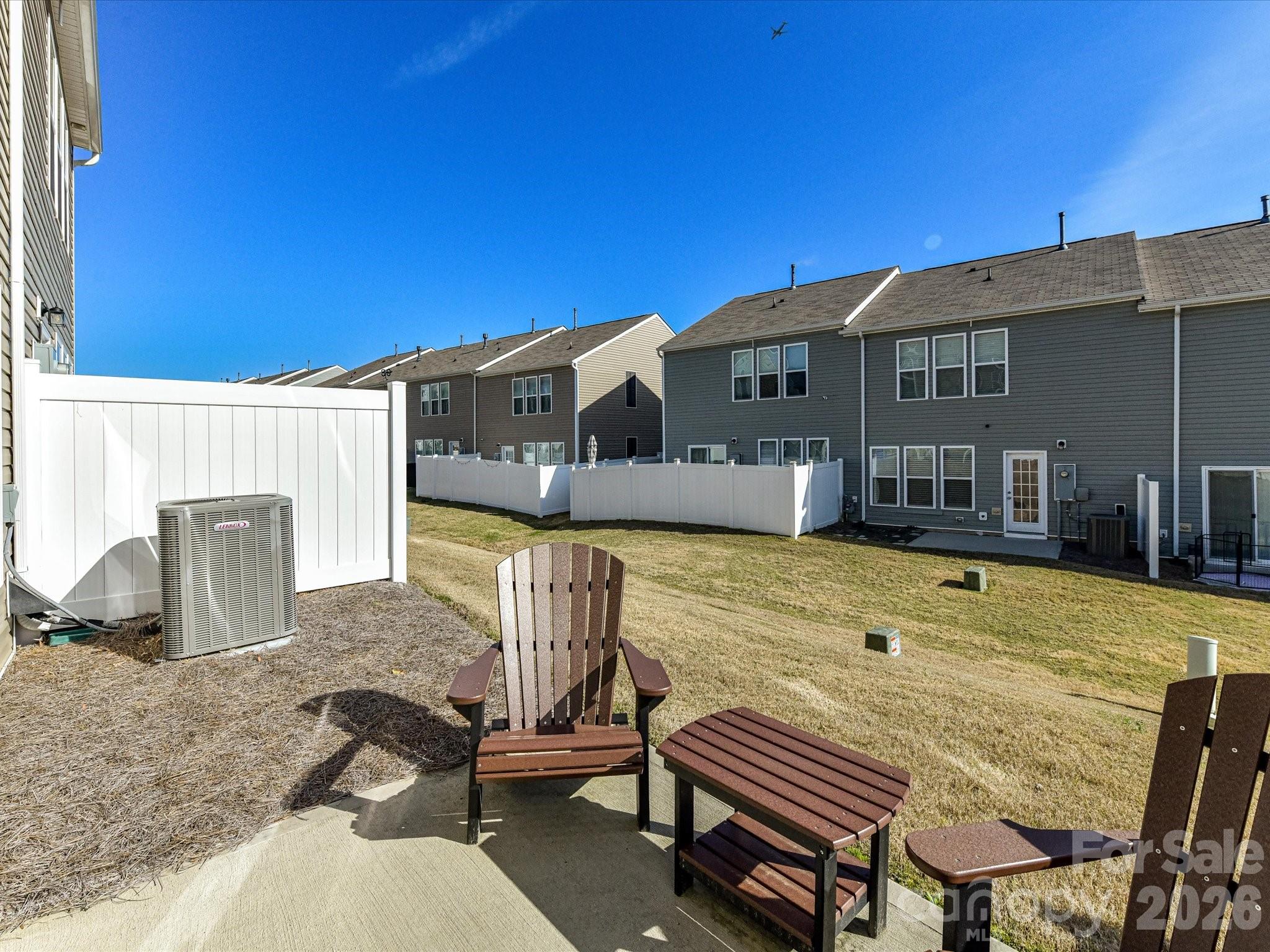 806 Canoe Song Road — Fort Mill