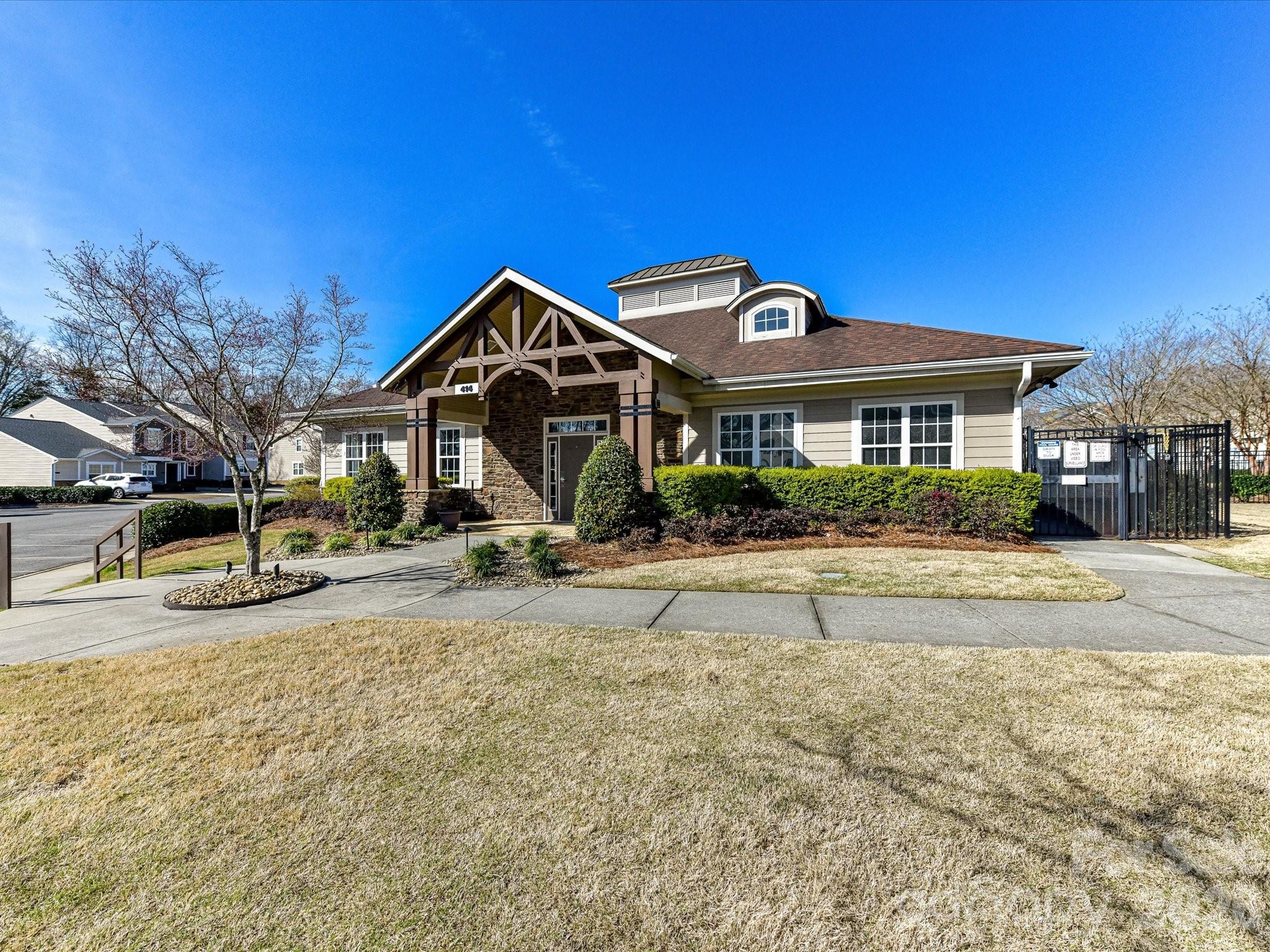 806 Canoe Song Road — Fort Mill
