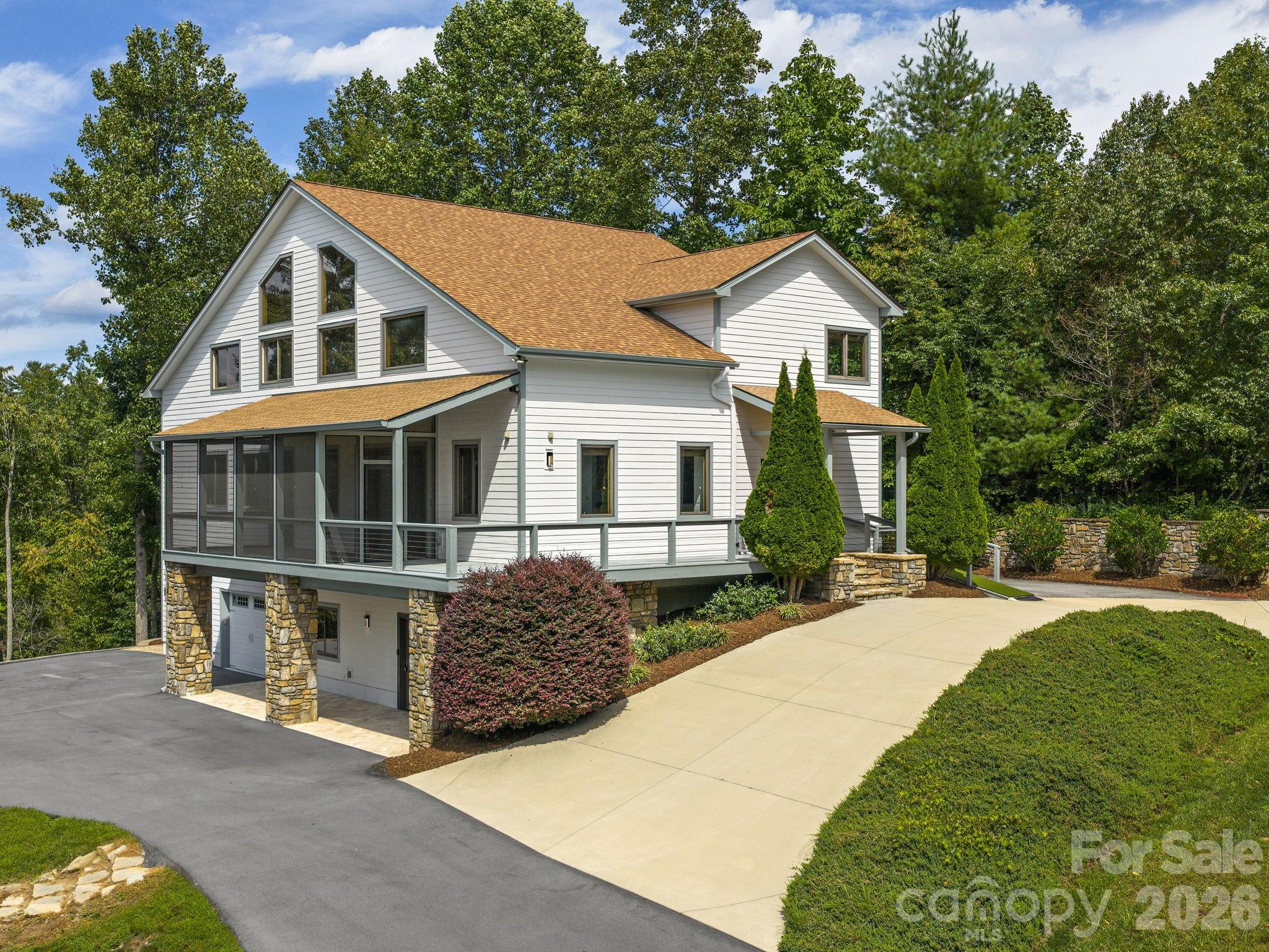 248 Wisdom Cove Road — Flat Rock