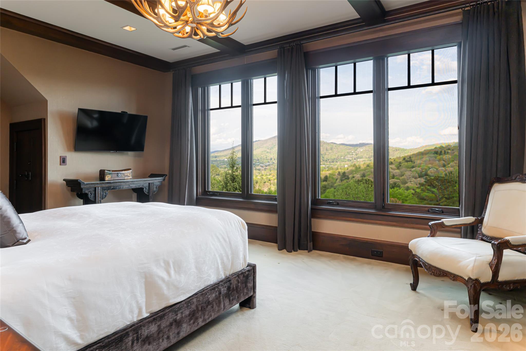 66 N Deerhaven Lane — Asheville