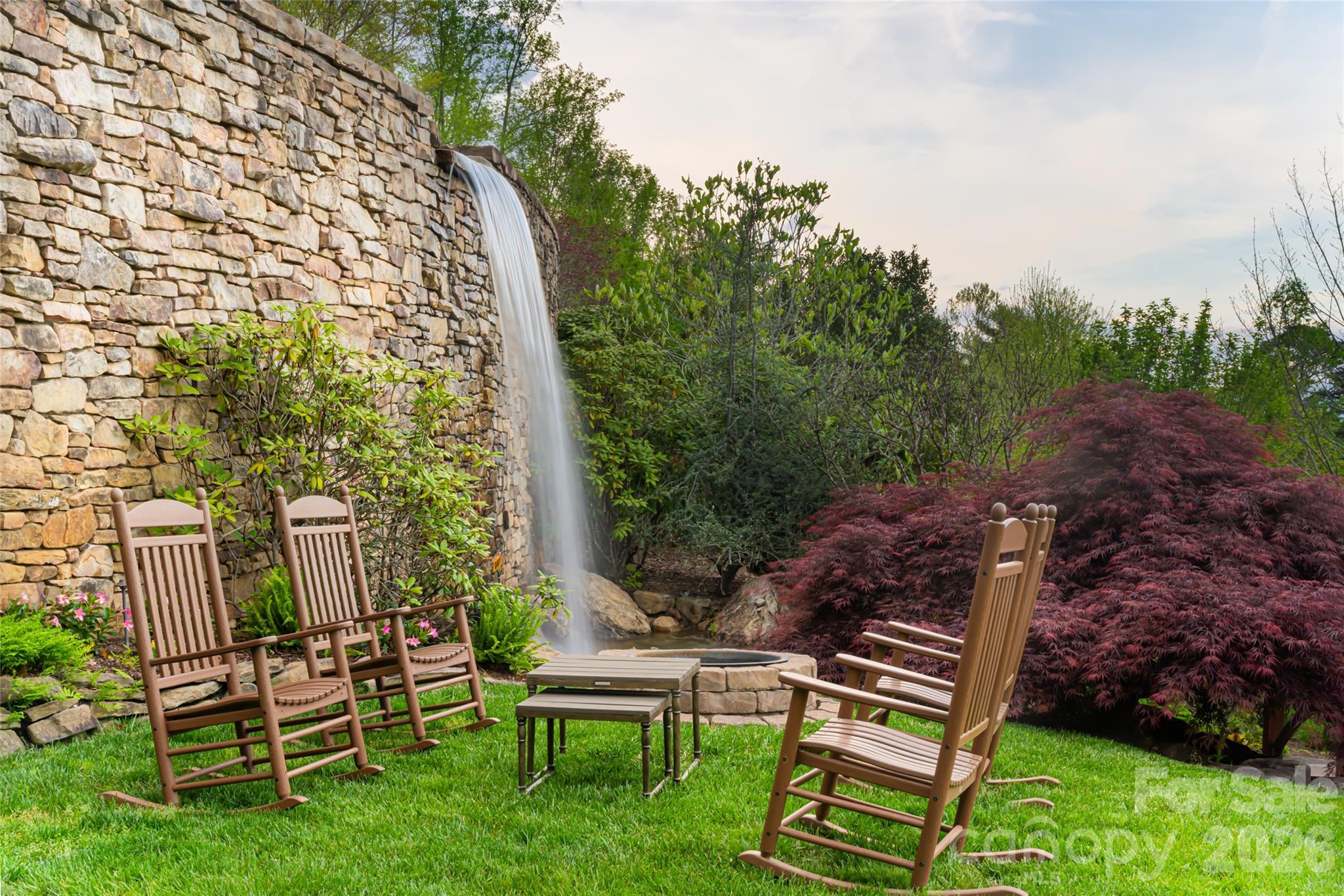 66 N Deerhaven Lane — Asheville