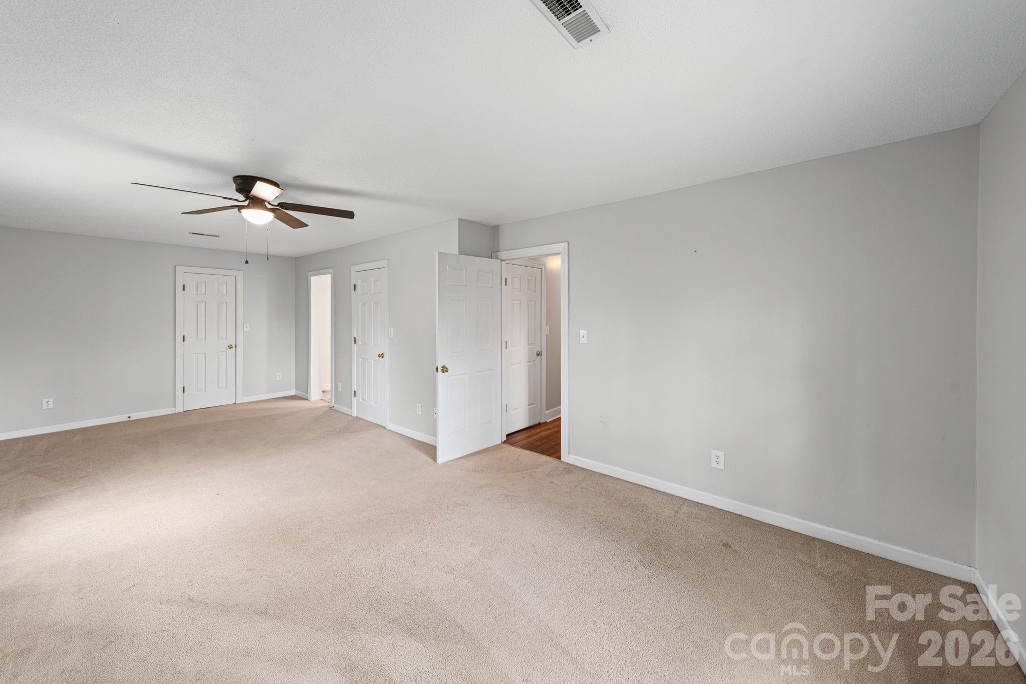 200 Maple Court — Lexington
