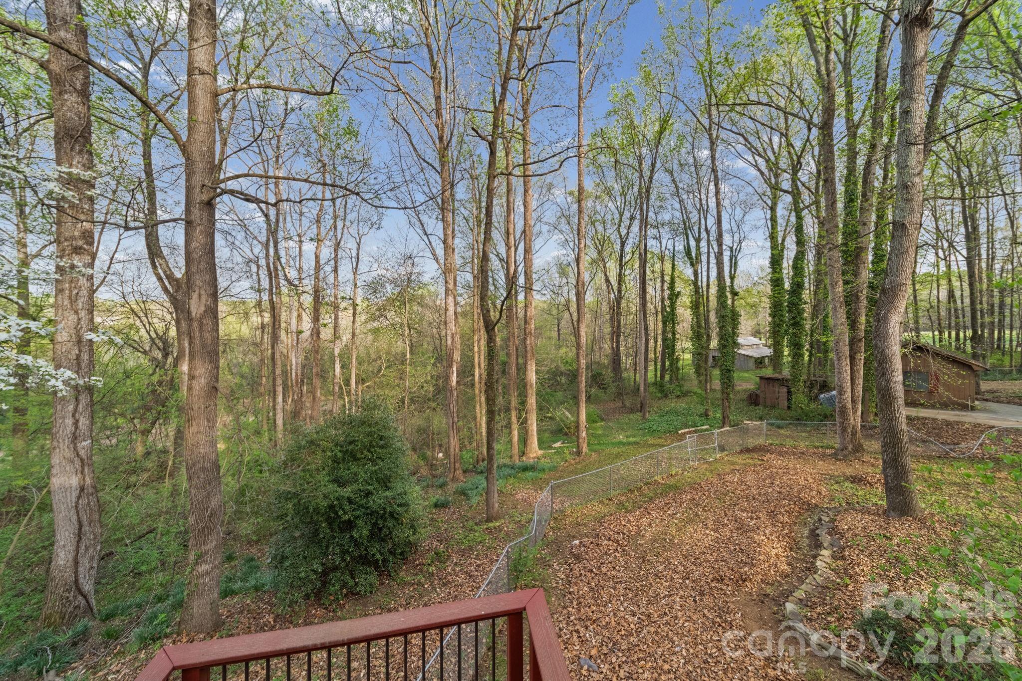 200 Maple Court — Lexington