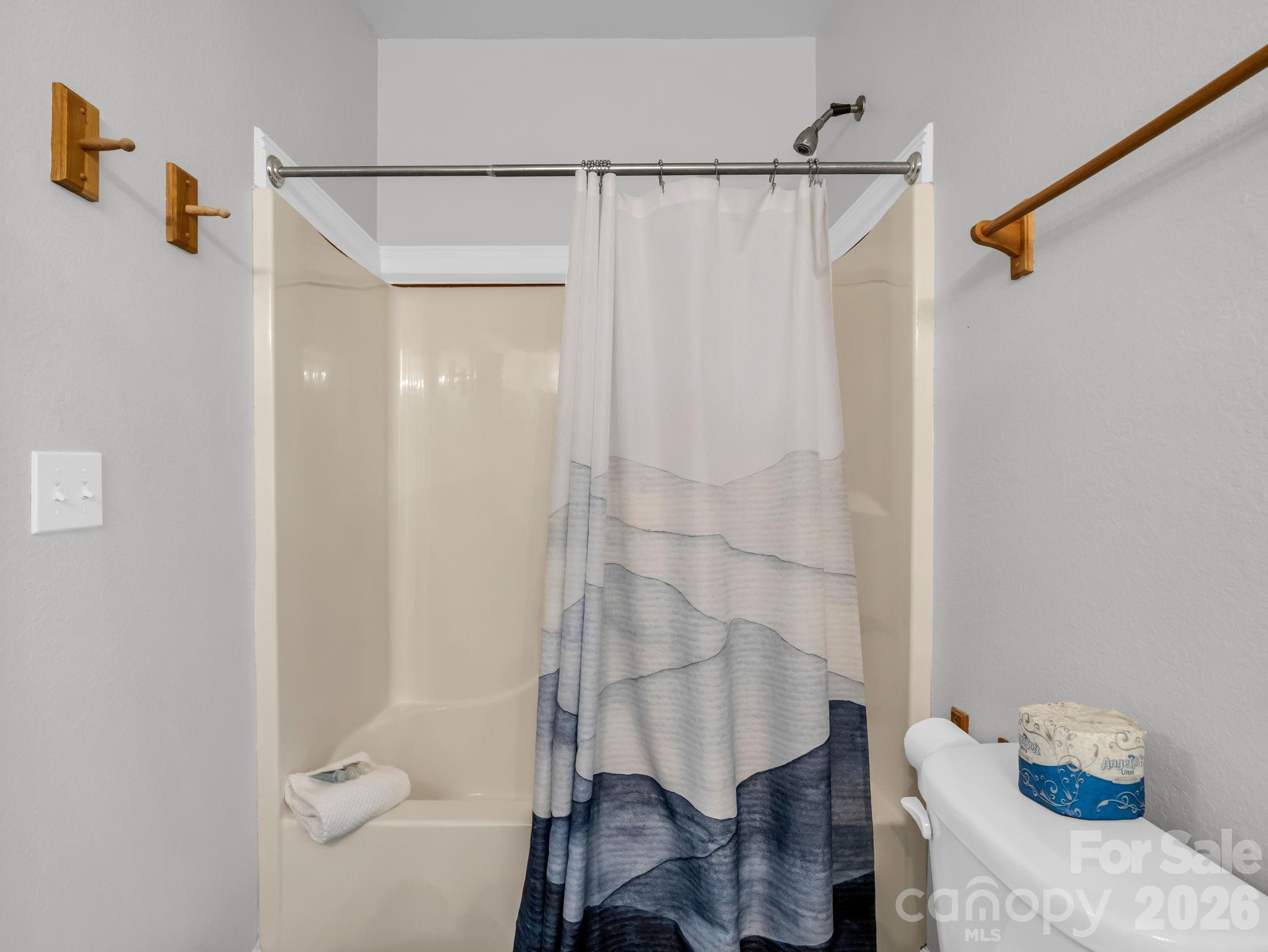 121 Fern Loop — Lake Lure