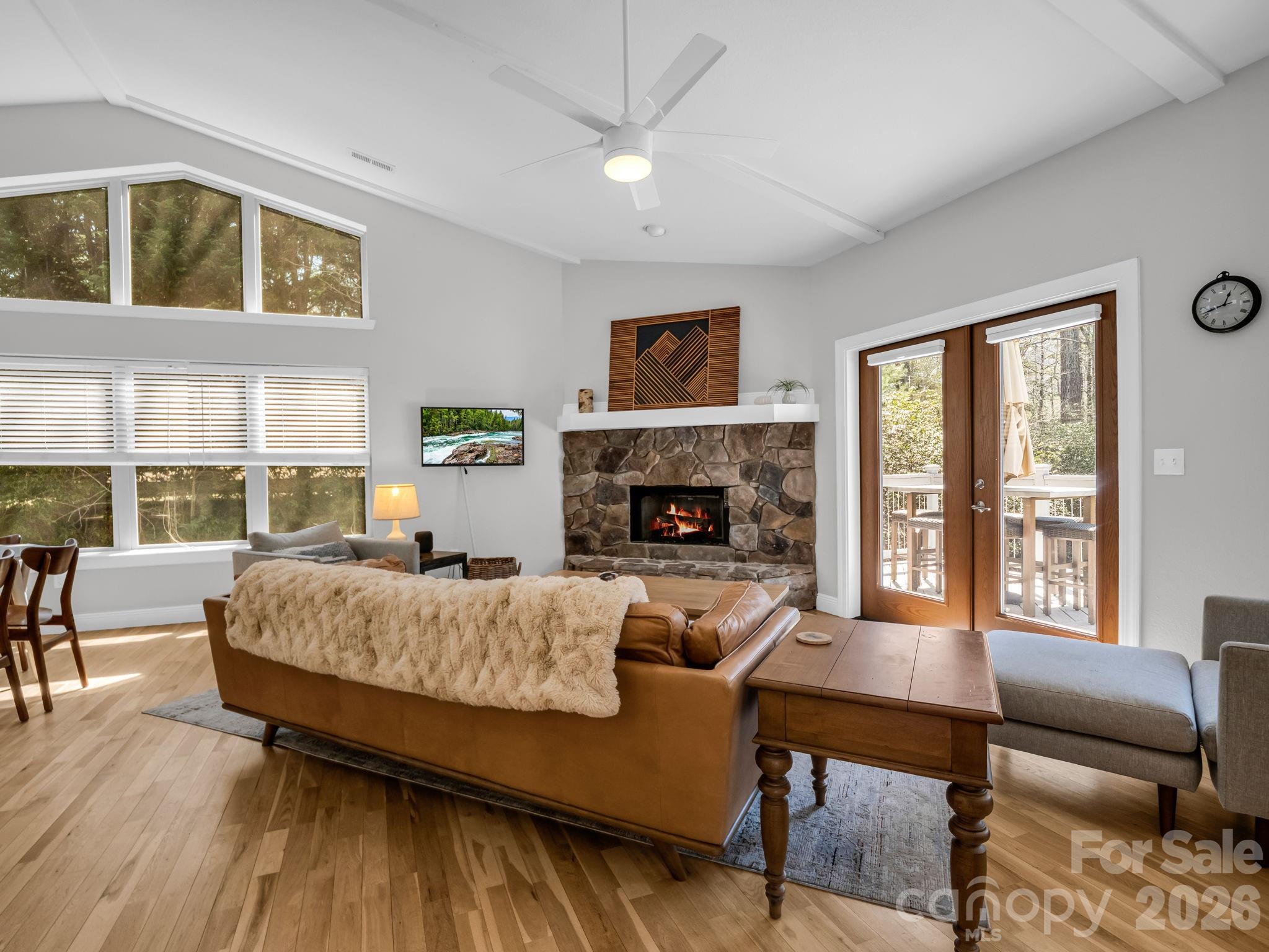 121 Fern Loop — Lake Lure