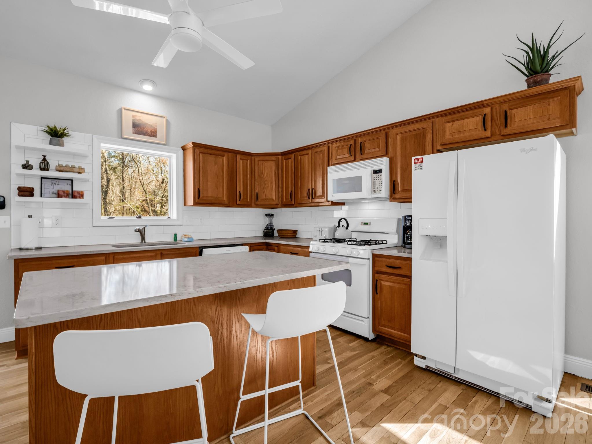 121 Fern Loop — Lake Lure