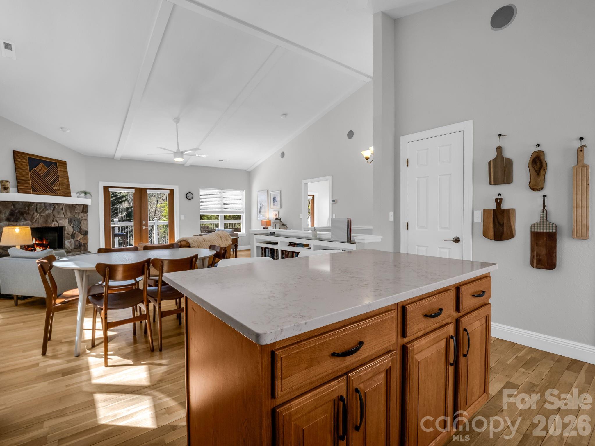 121 Fern Loop — Lake Lure