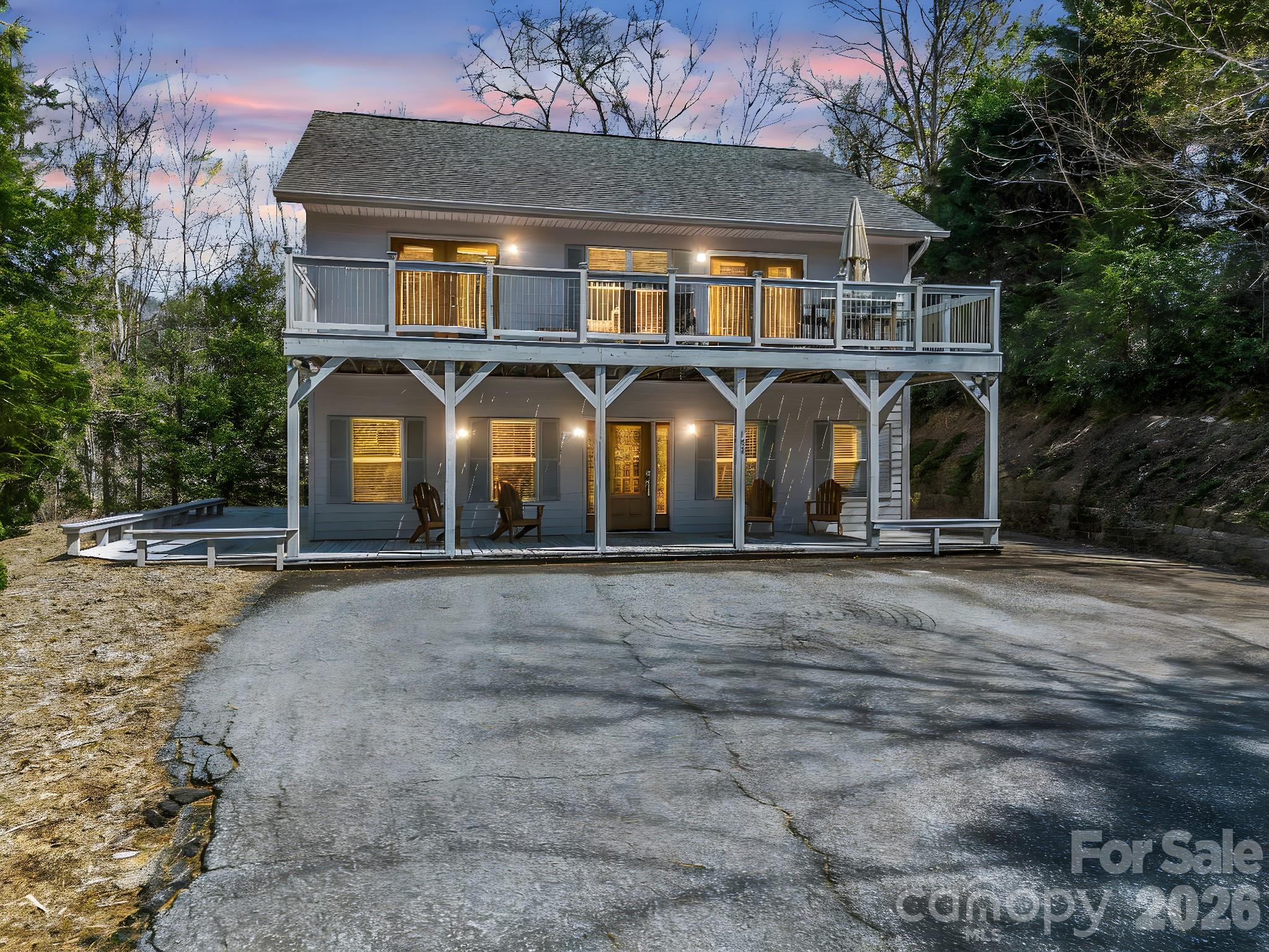 121 Fern Loop — Lake Lure