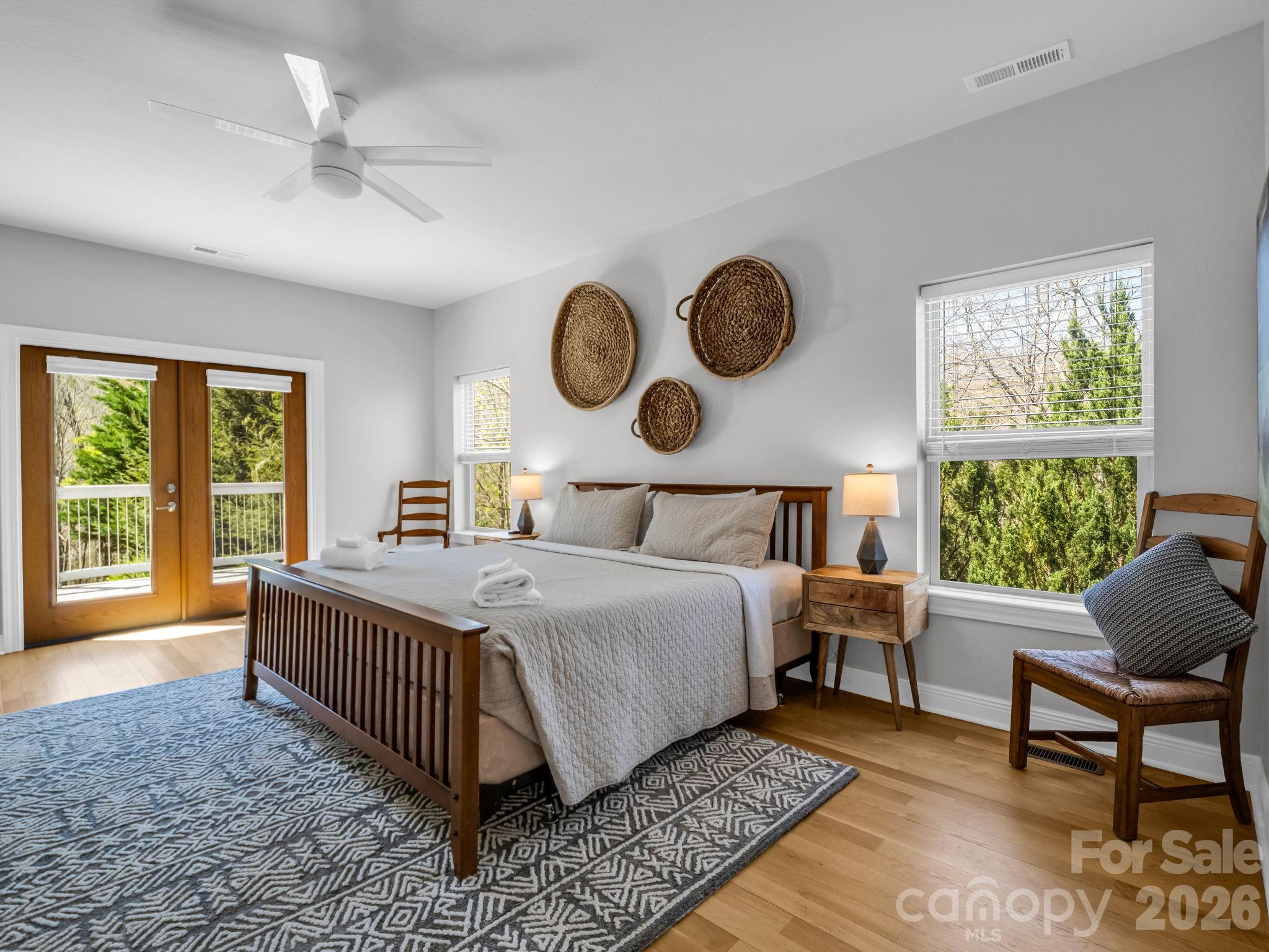 121 Fern Loop — Lake Lure