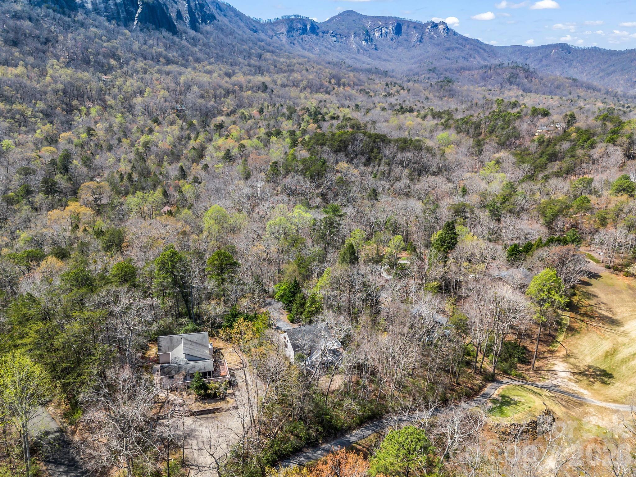 121 Fern Loop — Lake Lure