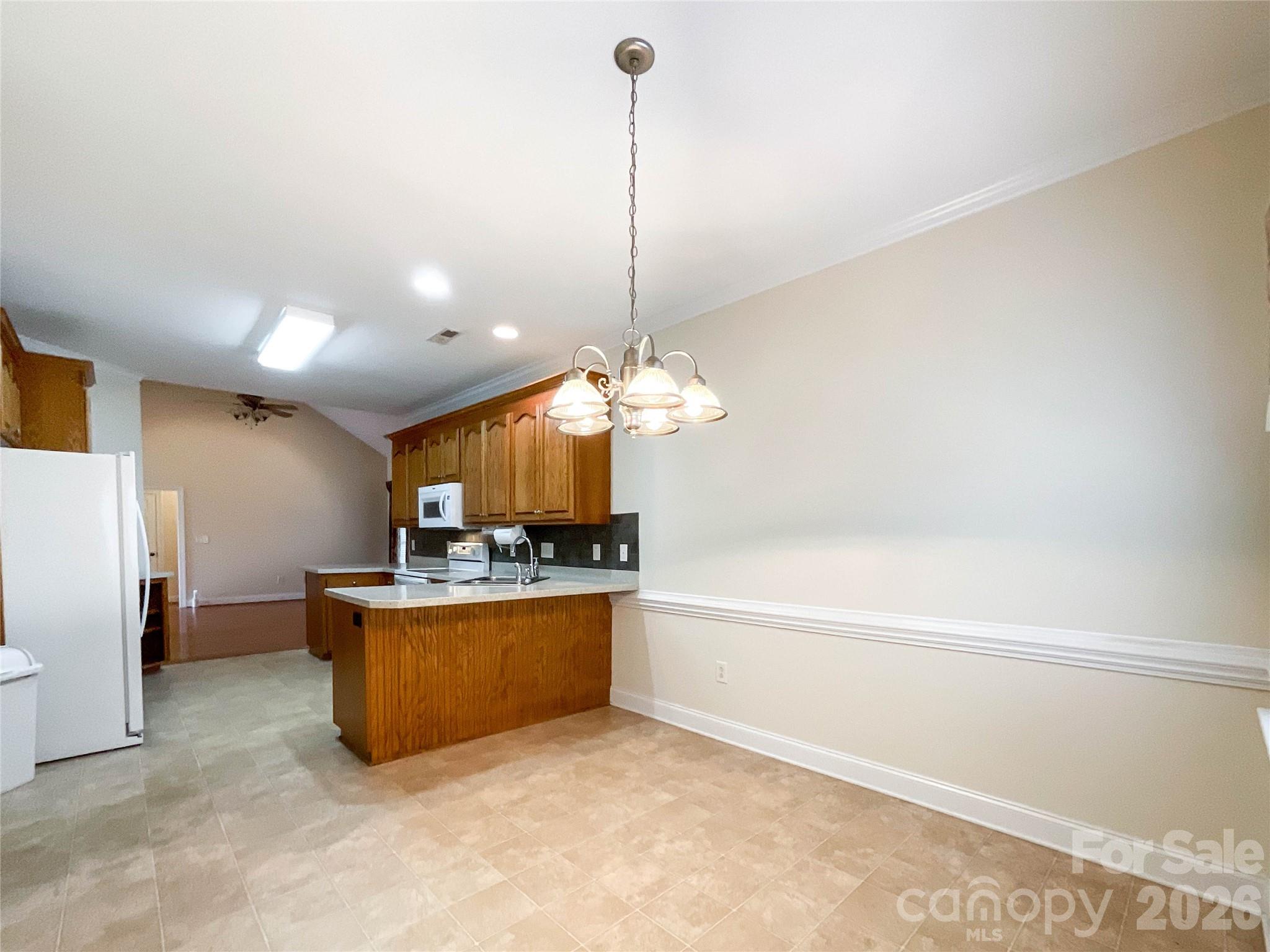 1406 Kent Court — Monroe