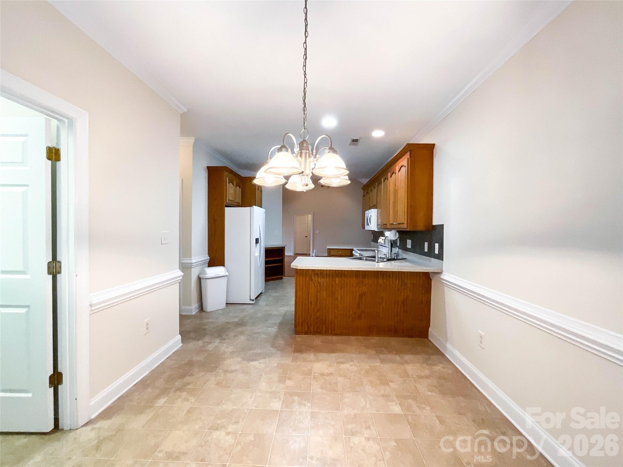 1406 Kent Court — Monroe