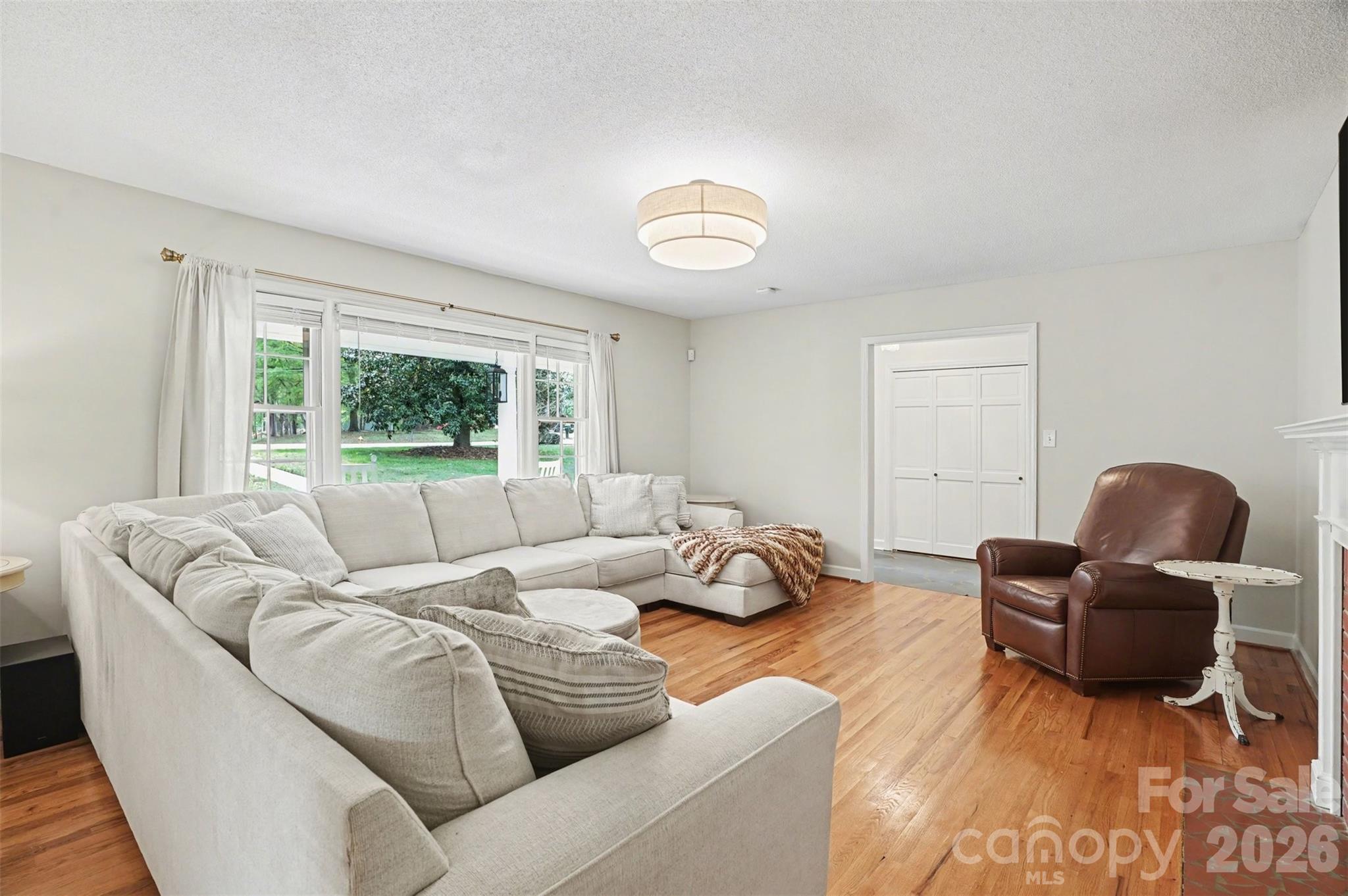 1700 Quail Street — Charlotte