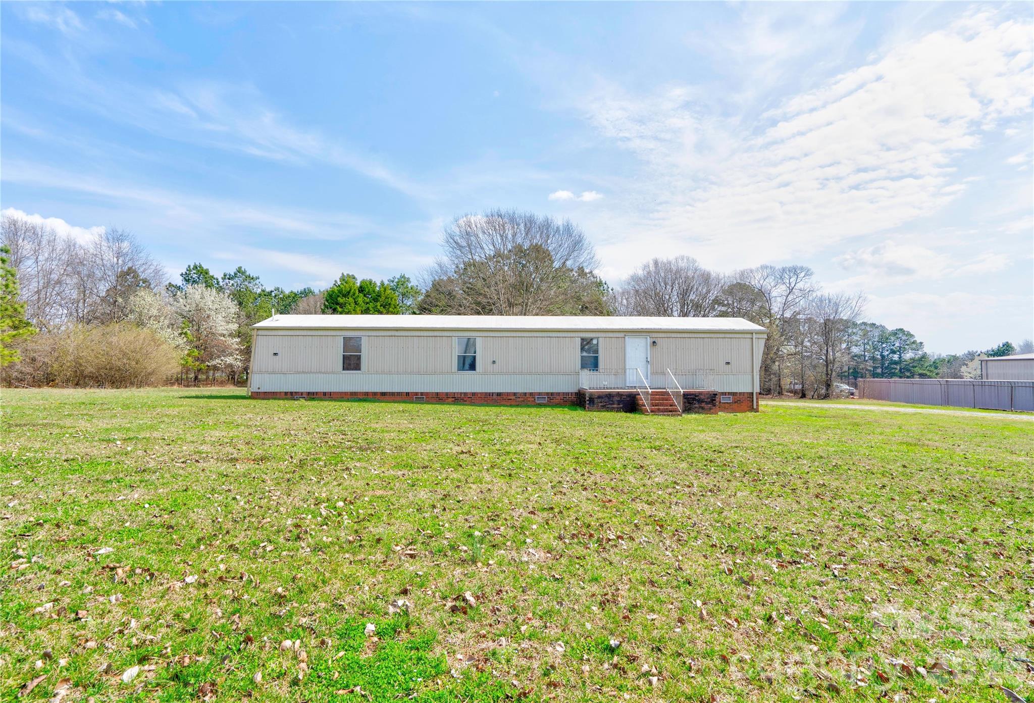 2728 Polkville Road — Shelby