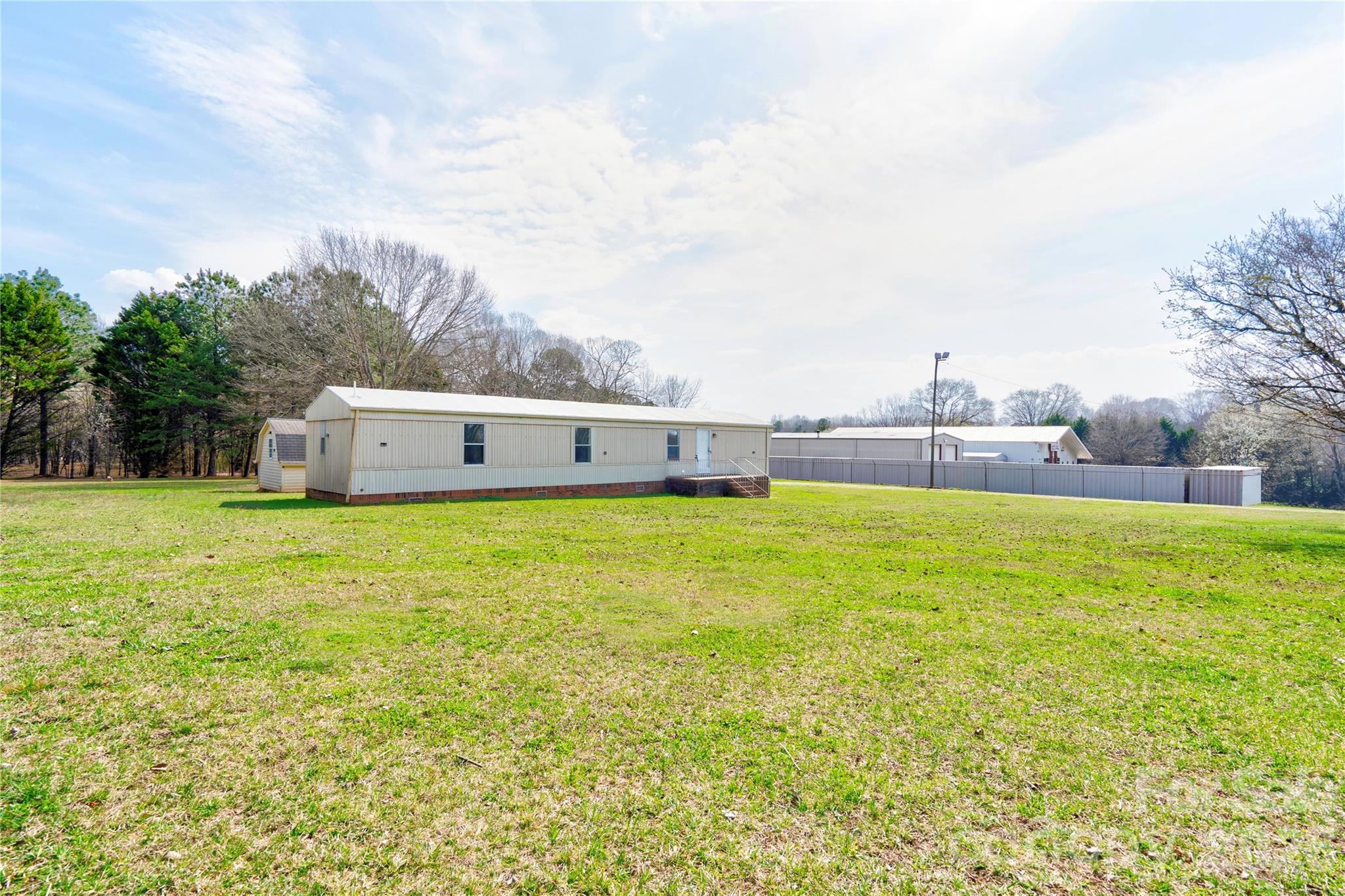 2728 Polkville Road — Shelby