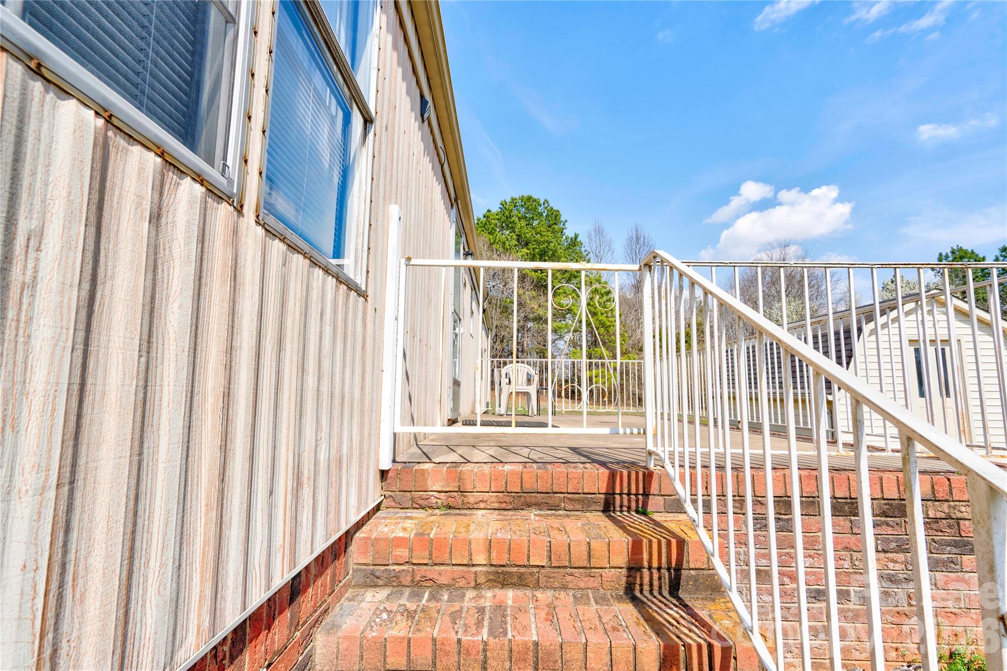 2728 Polkville Road — Shelby