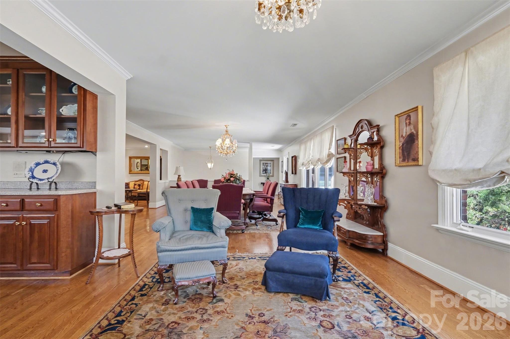 746 Grandview Drive NE — Concord