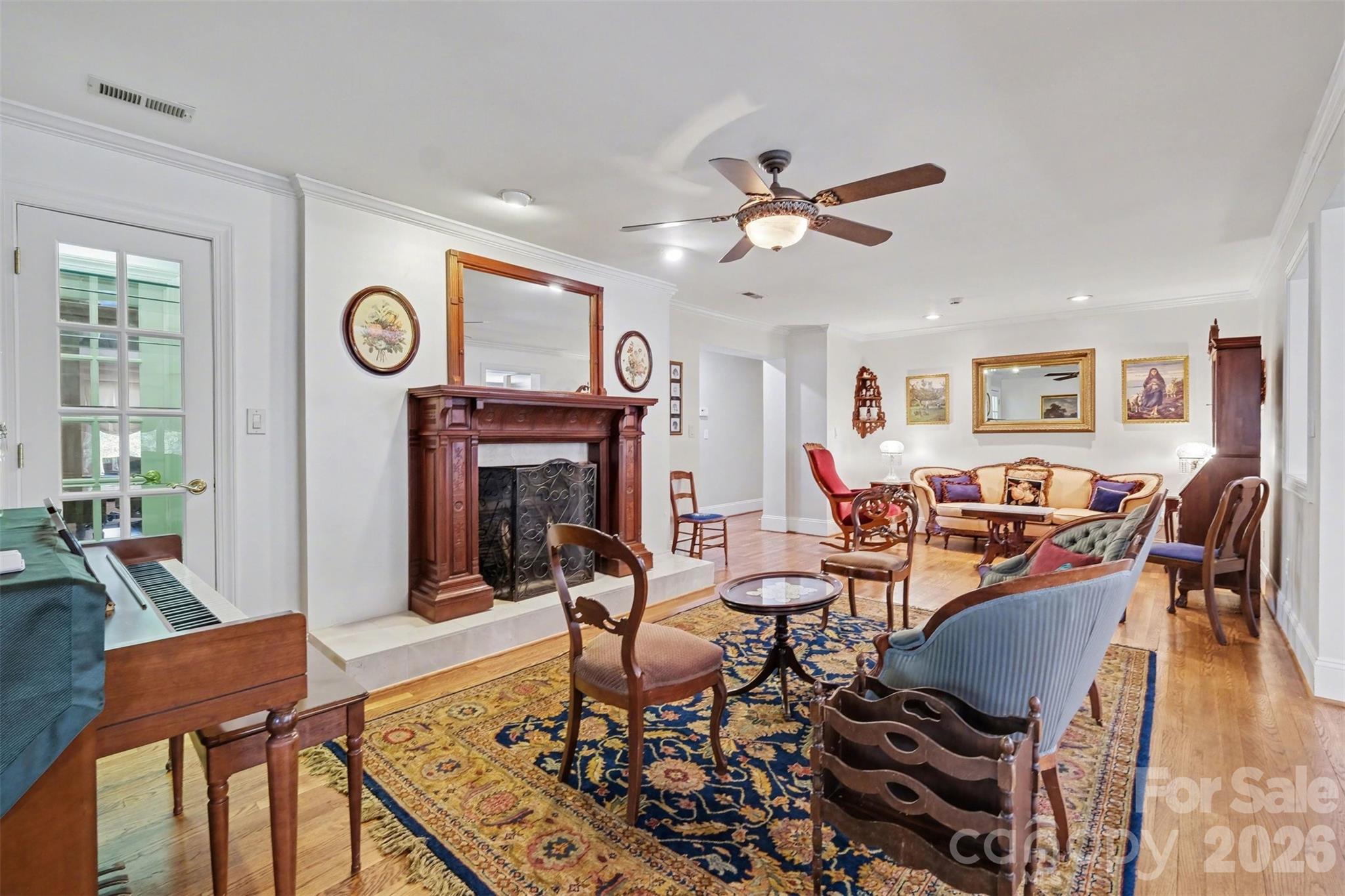 746 Grandview Drive NE — Concord