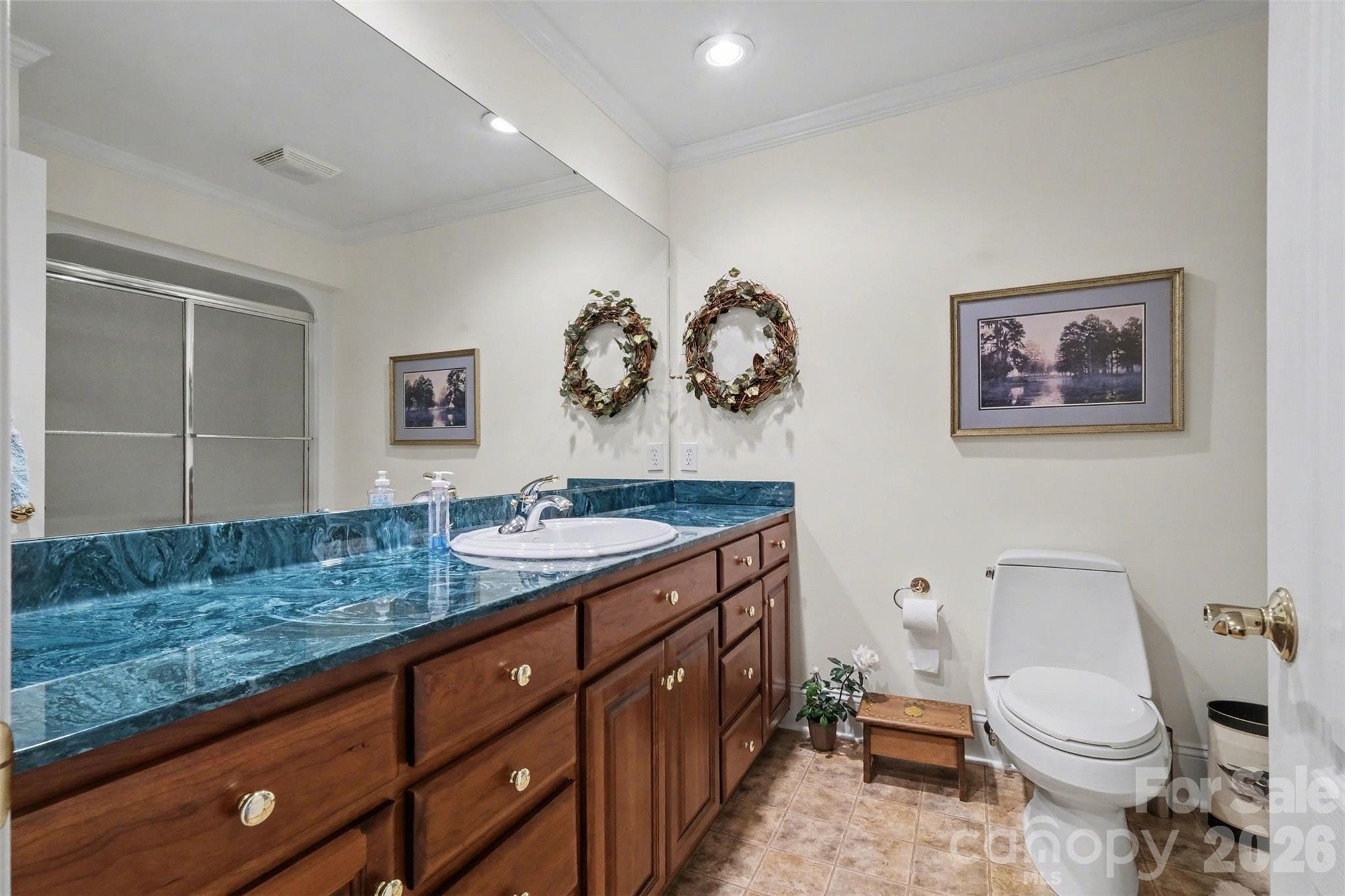 746 Grandview Drive NE — Concord