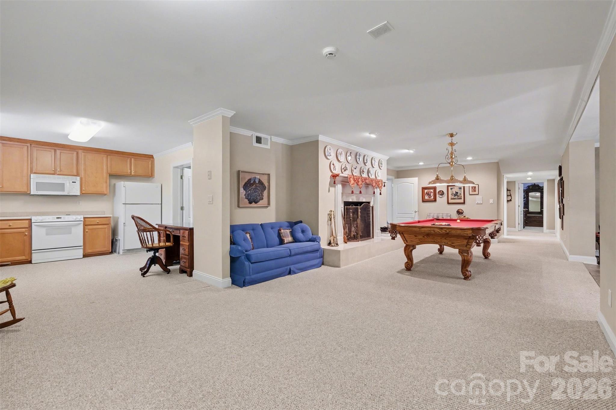 746 Grandview Drive NE — Concord