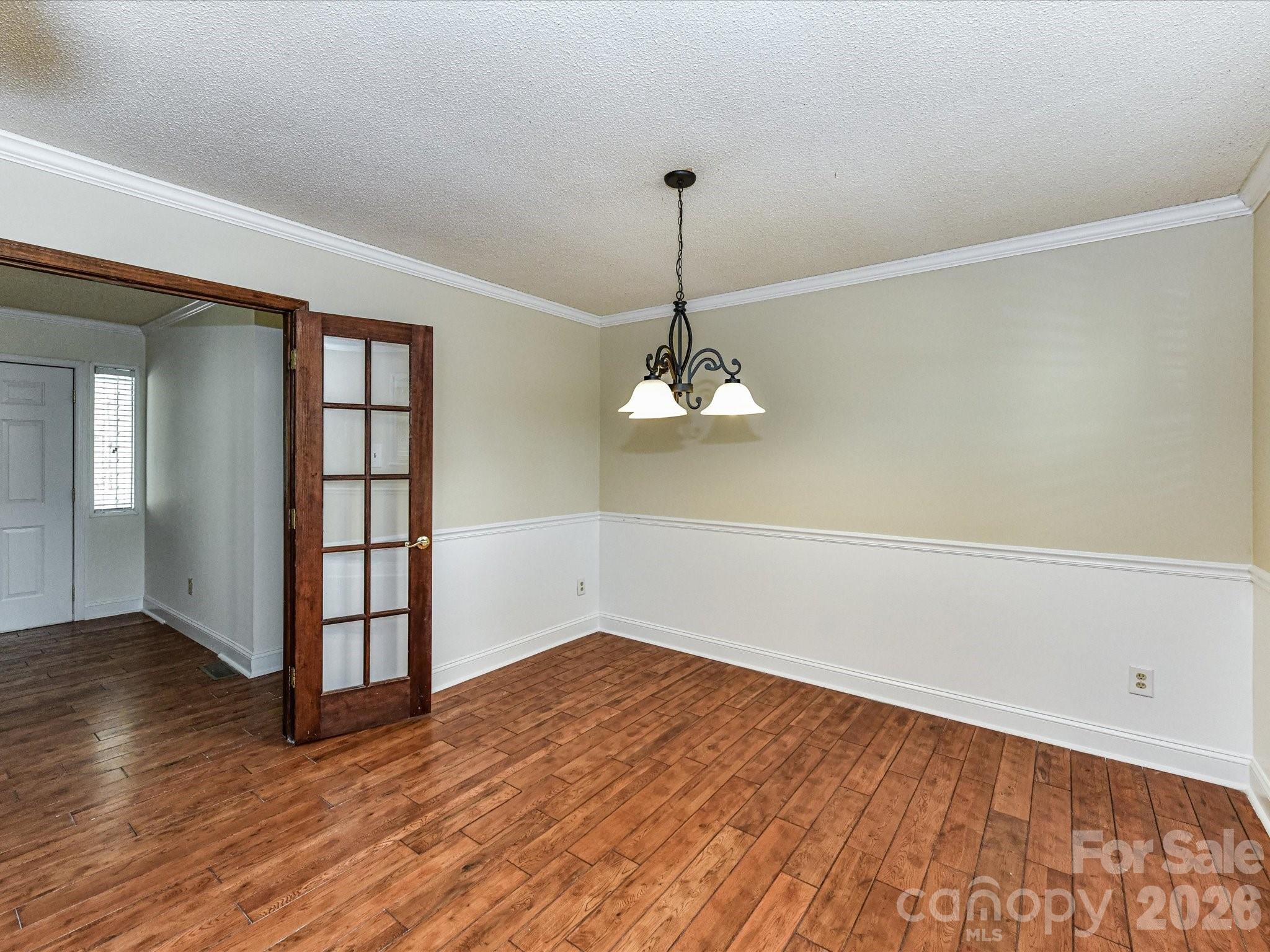 916 Lakewood Drive — Matthews