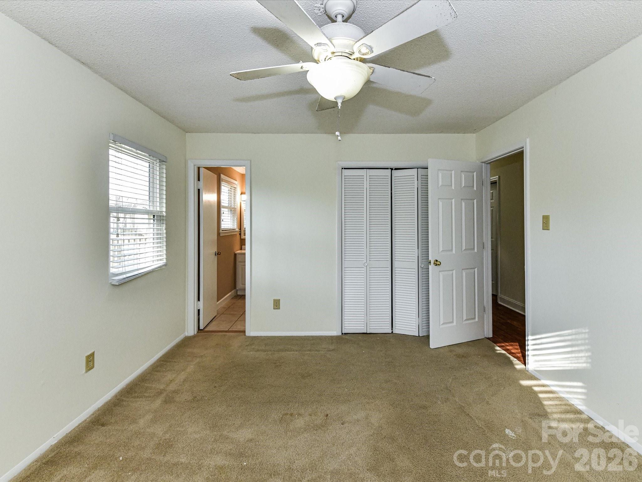 916 Lakewood Drive — Matthews