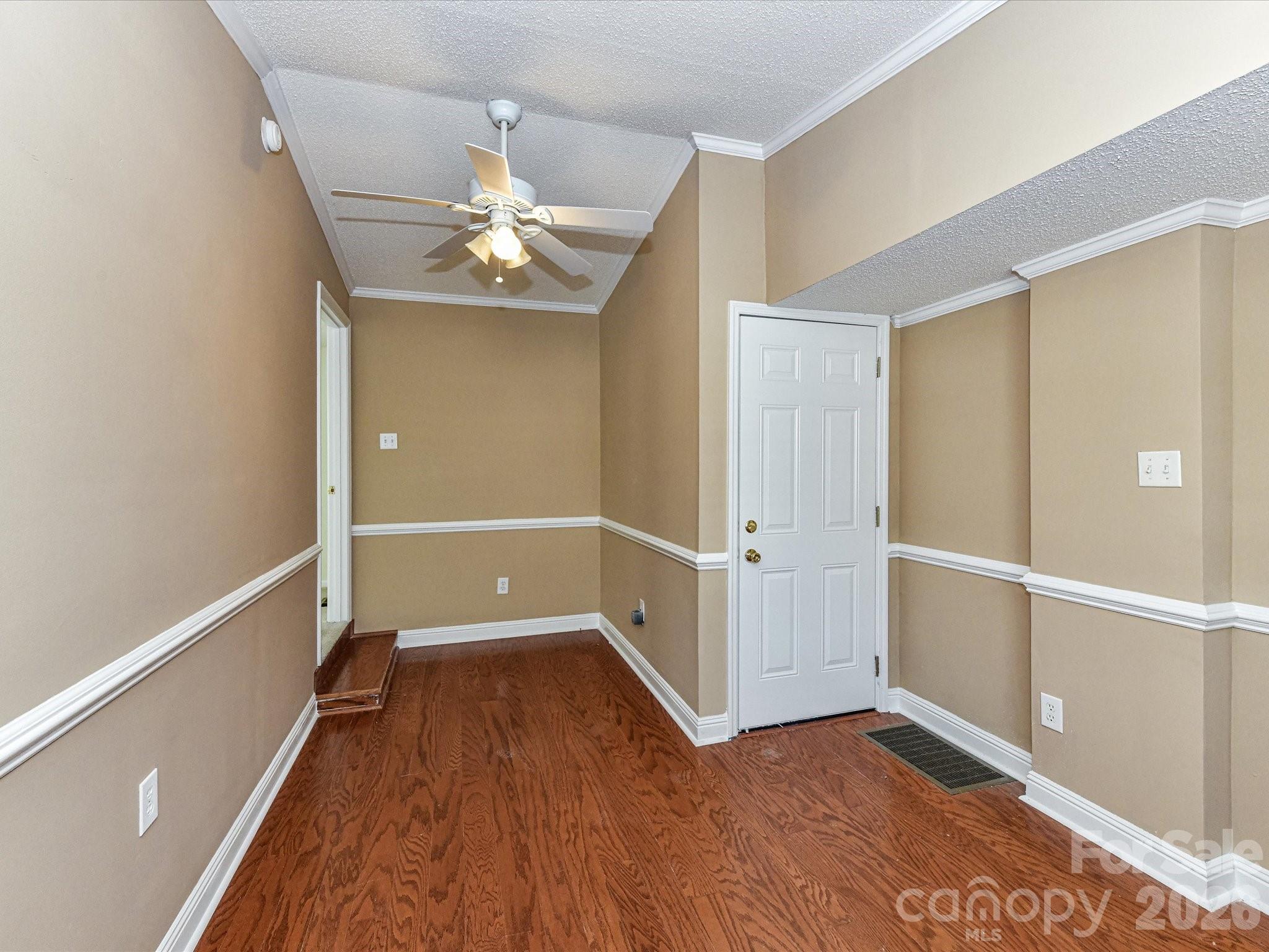 916 Lakewood Drive — Matthews