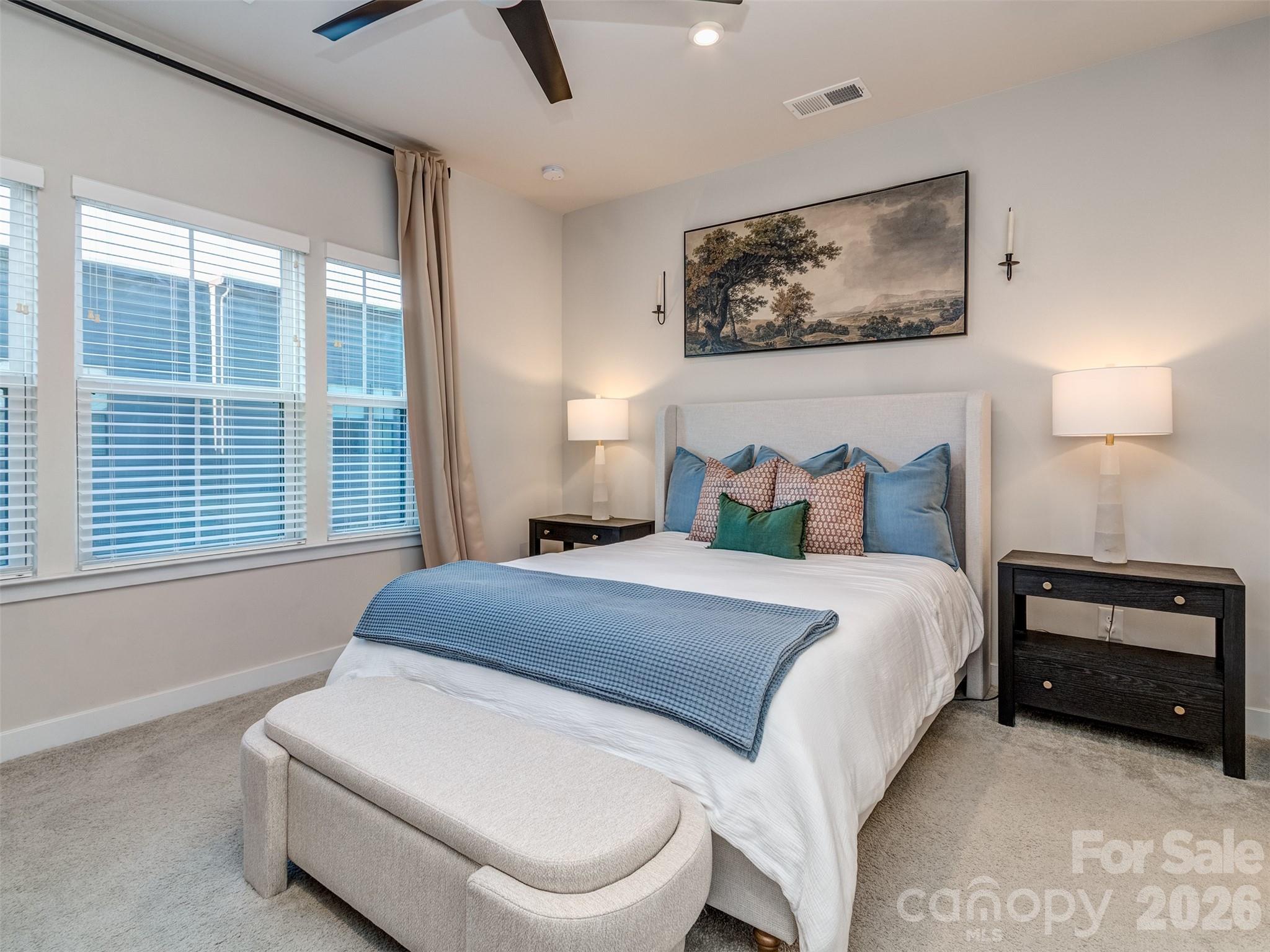 1033 Simcoe Lane — Charlotte