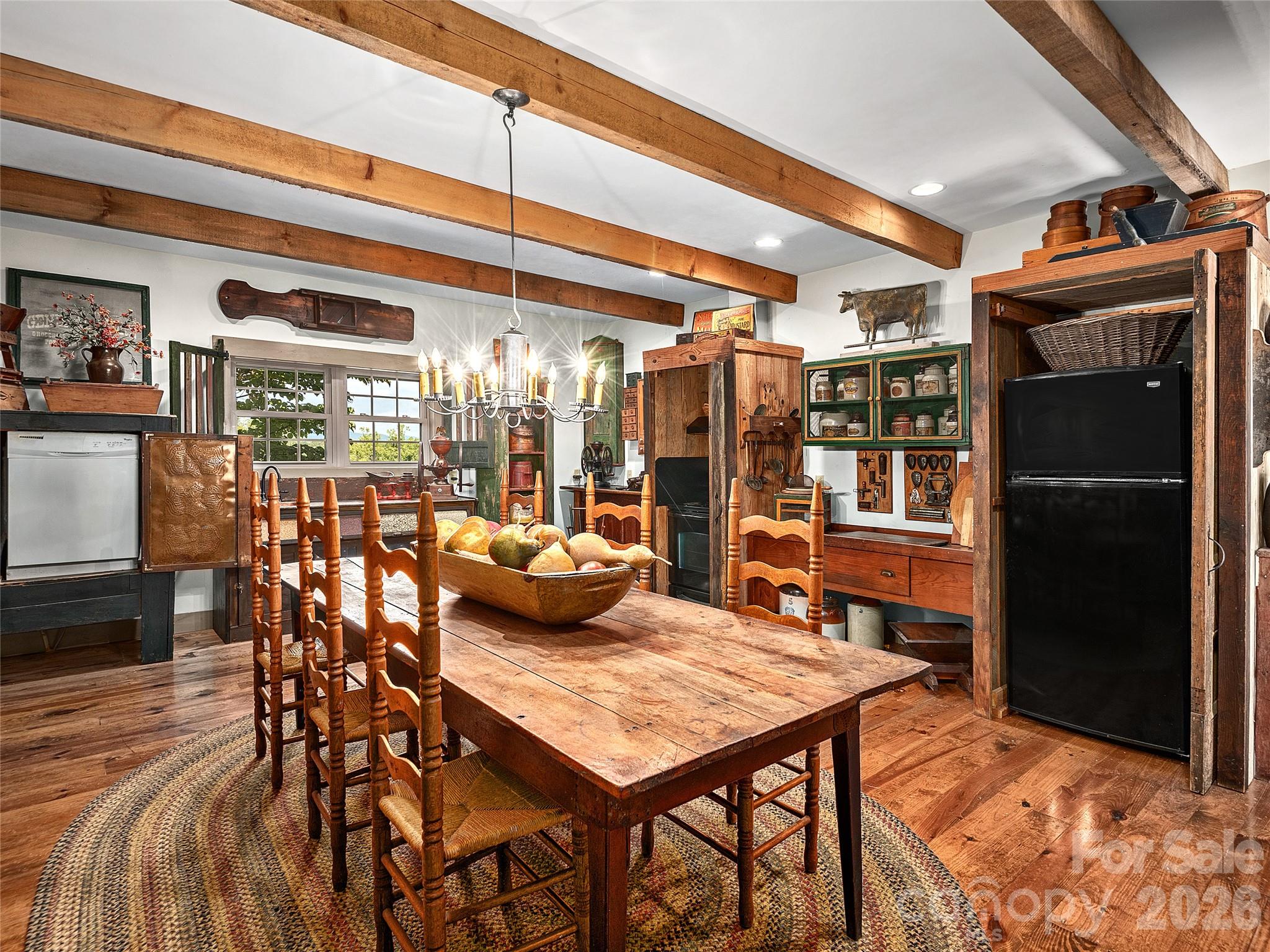571 Fletcher Martin Road — Alexander