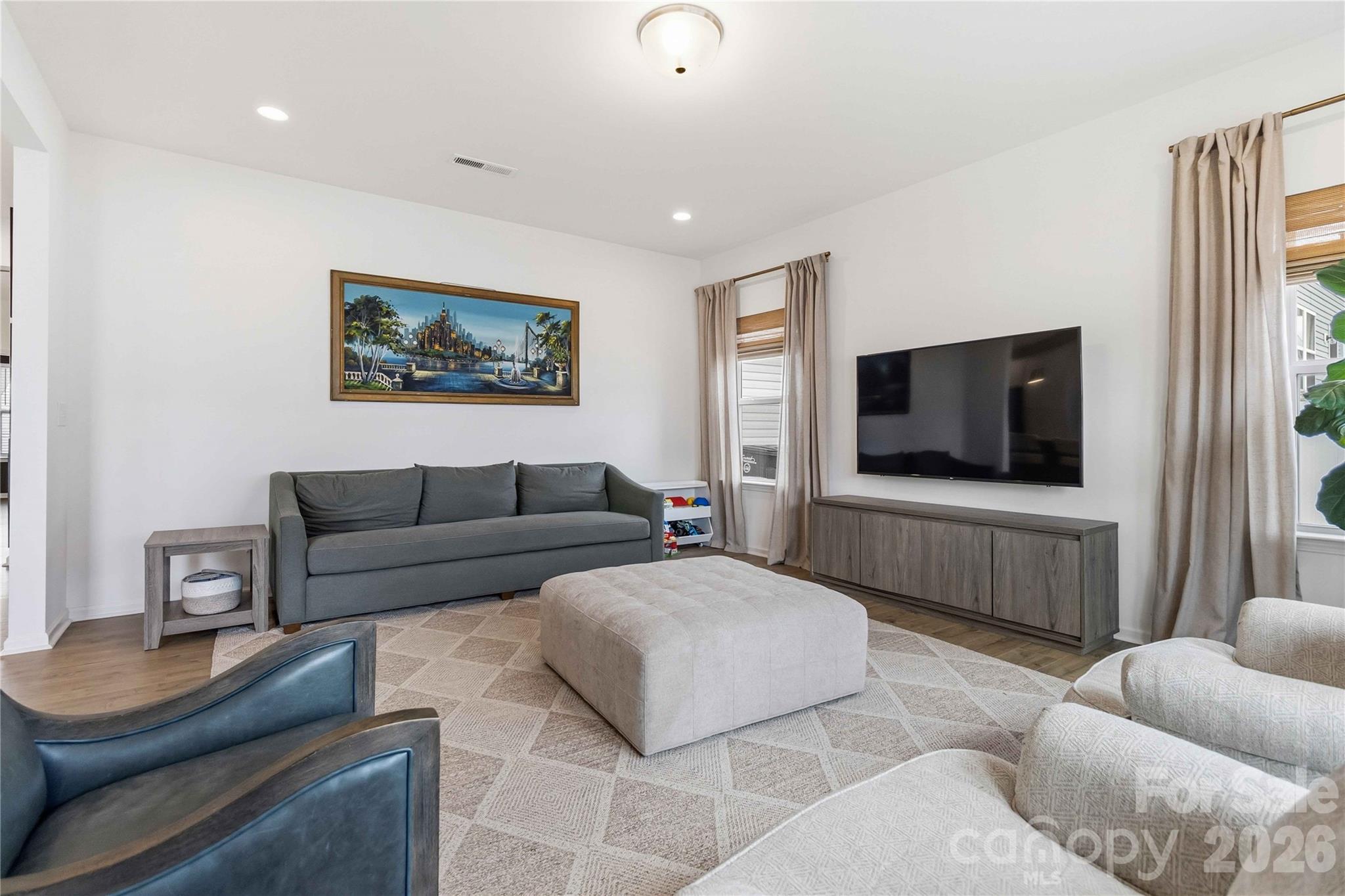6351 Clarisse Drive SW — Concord