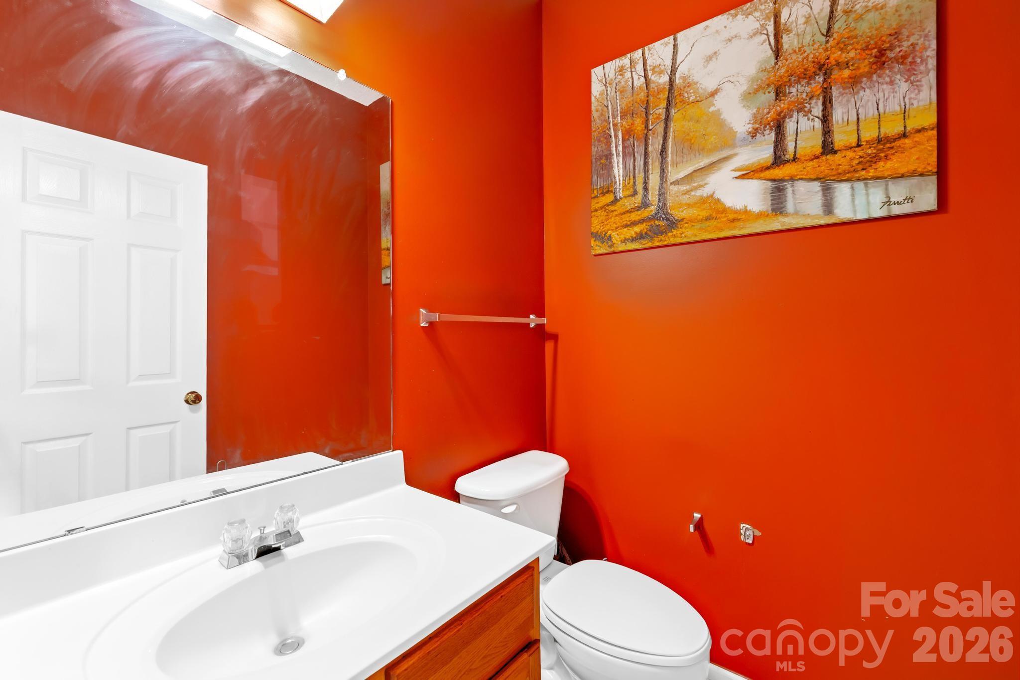 2823 Summergrove Court — Matthews