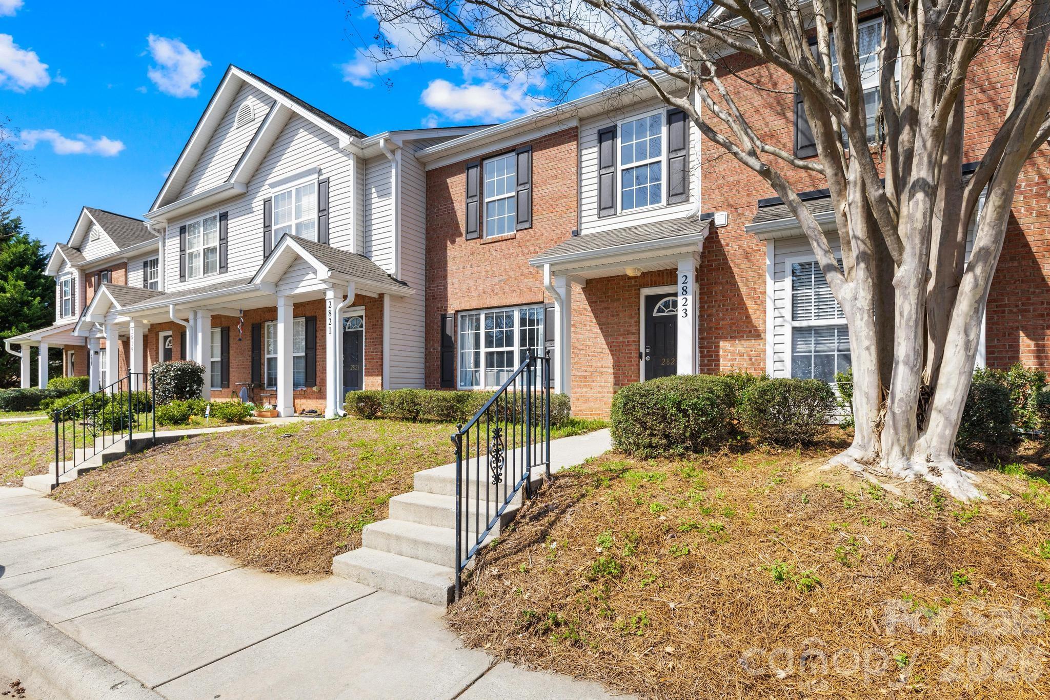 2823 Summergrove Court — Matthews