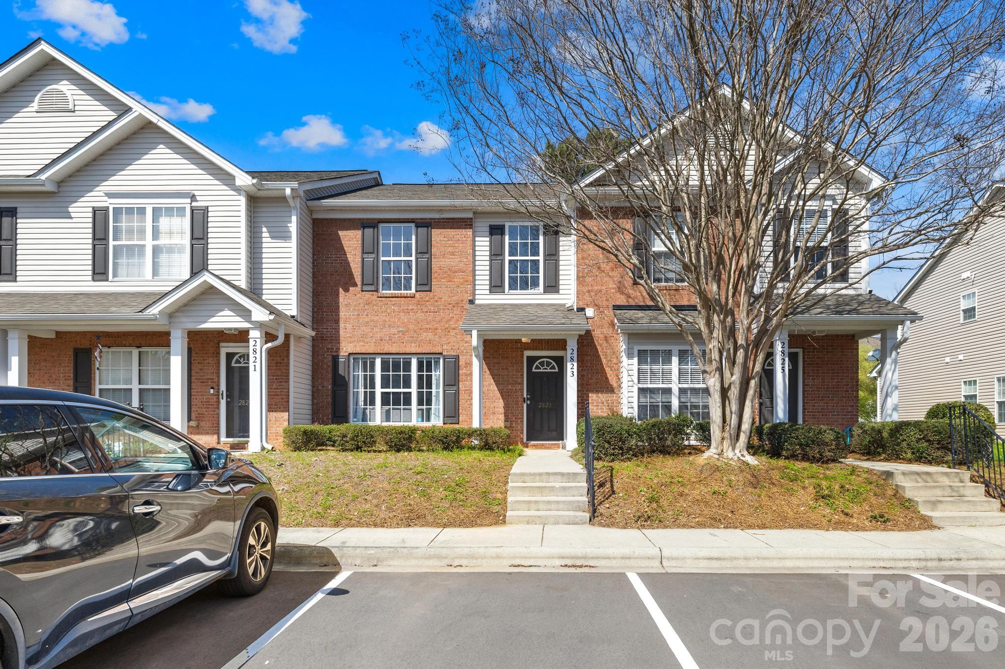 2823 Summergrove Court — Matthews