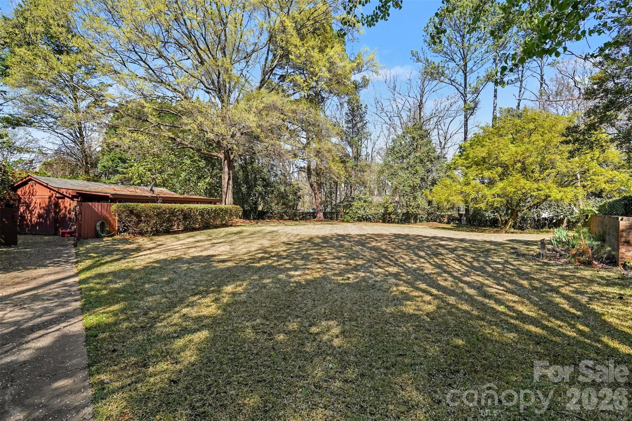 7600 Park Road — Charlotte