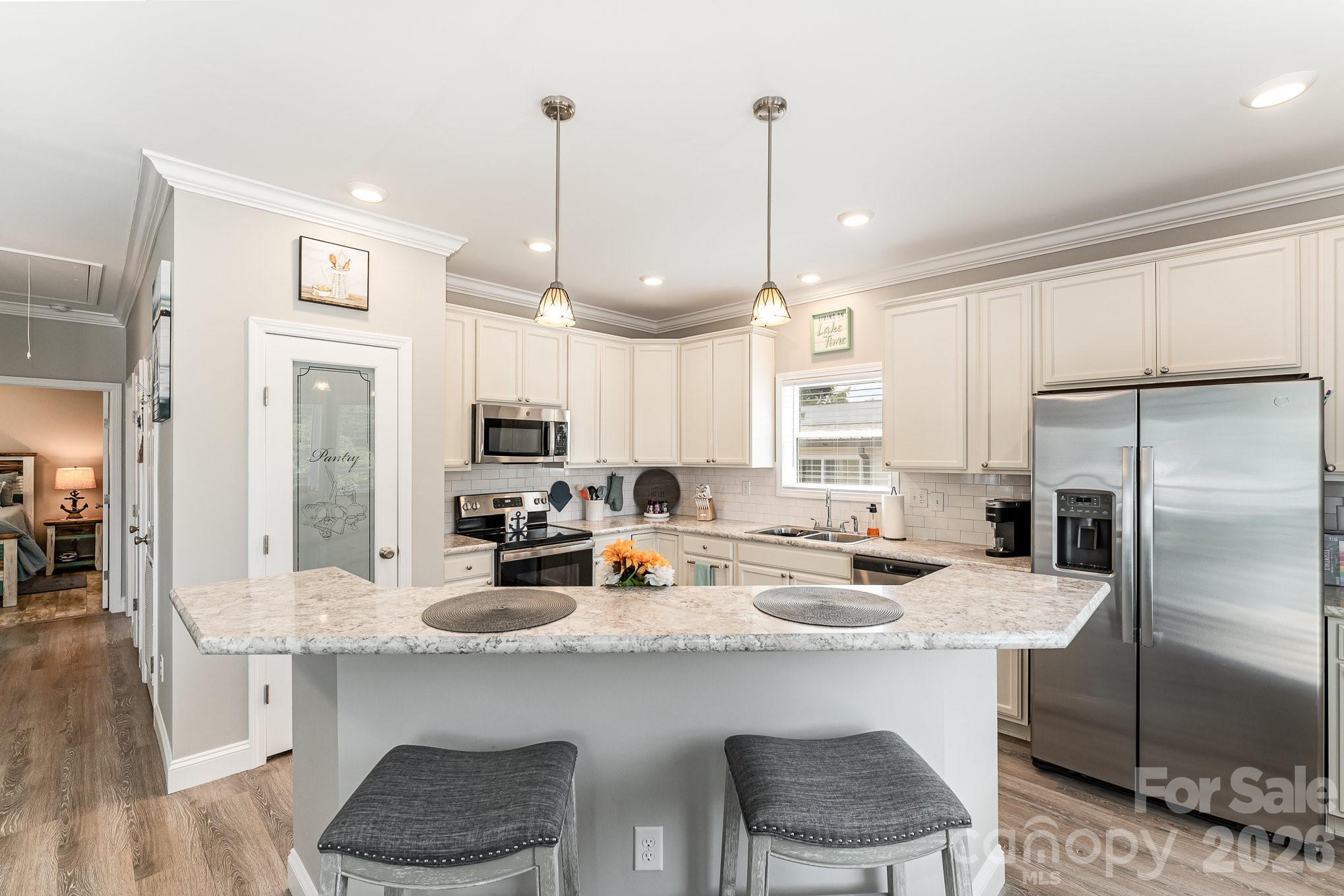 163 Cardinal Drive — New London
